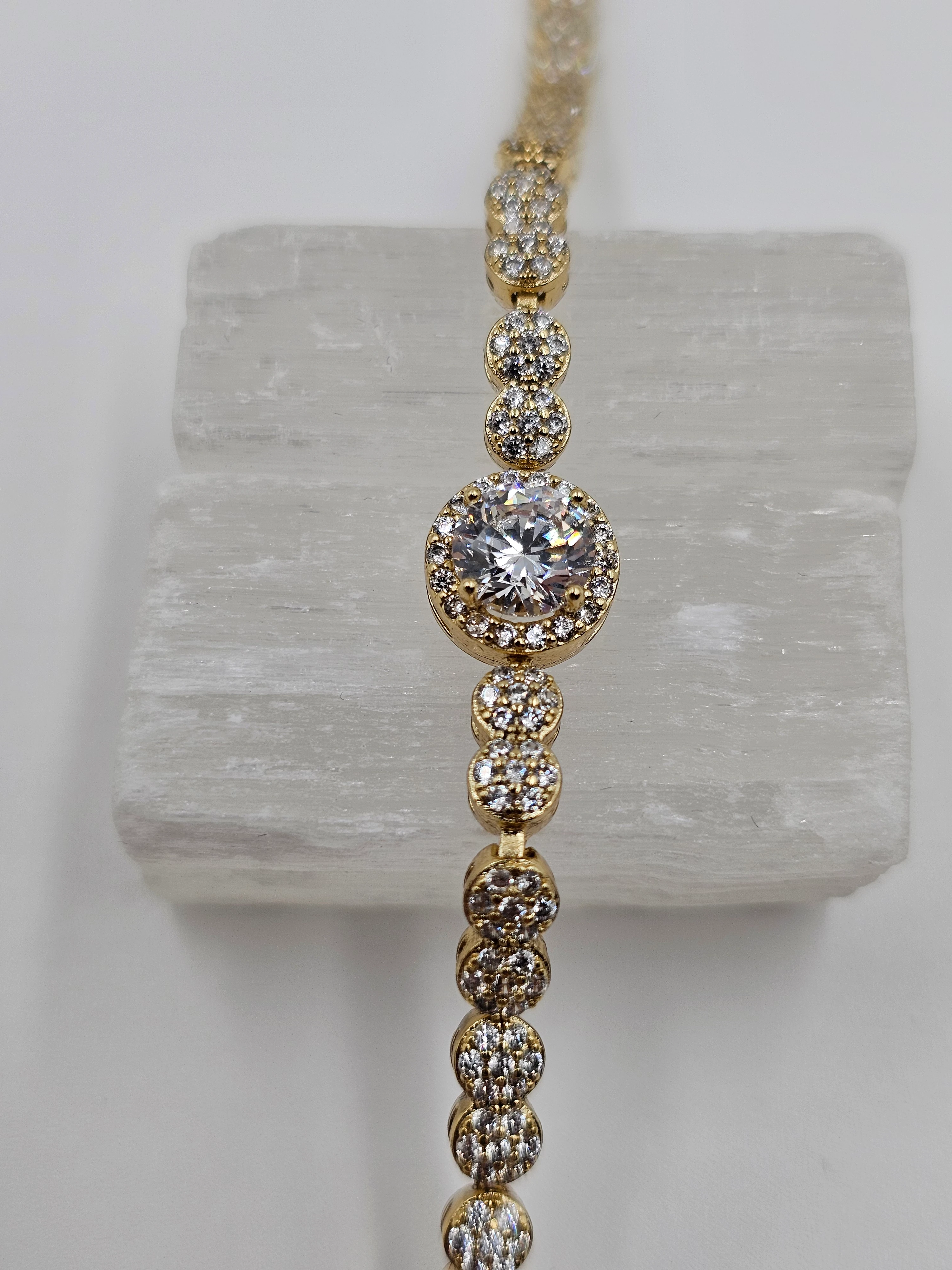 SU YOLU ALTIN KAPLAMA TAŞLI UZUN BİLEKLİK