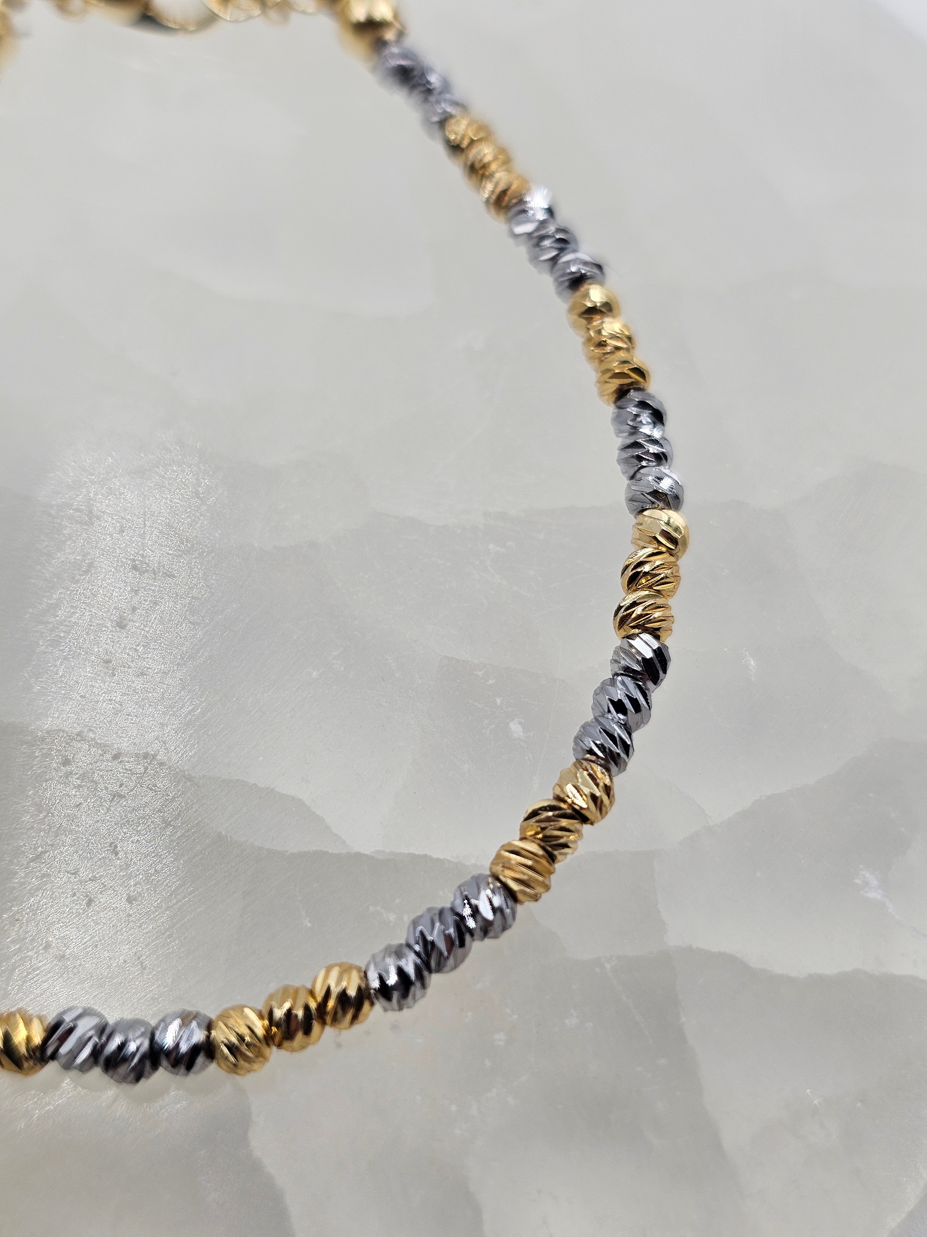 ALTIN KAPLAMA DORİKA ÇİFT RENK BONCUK MODEL ZİNCİR BİLEKLİK