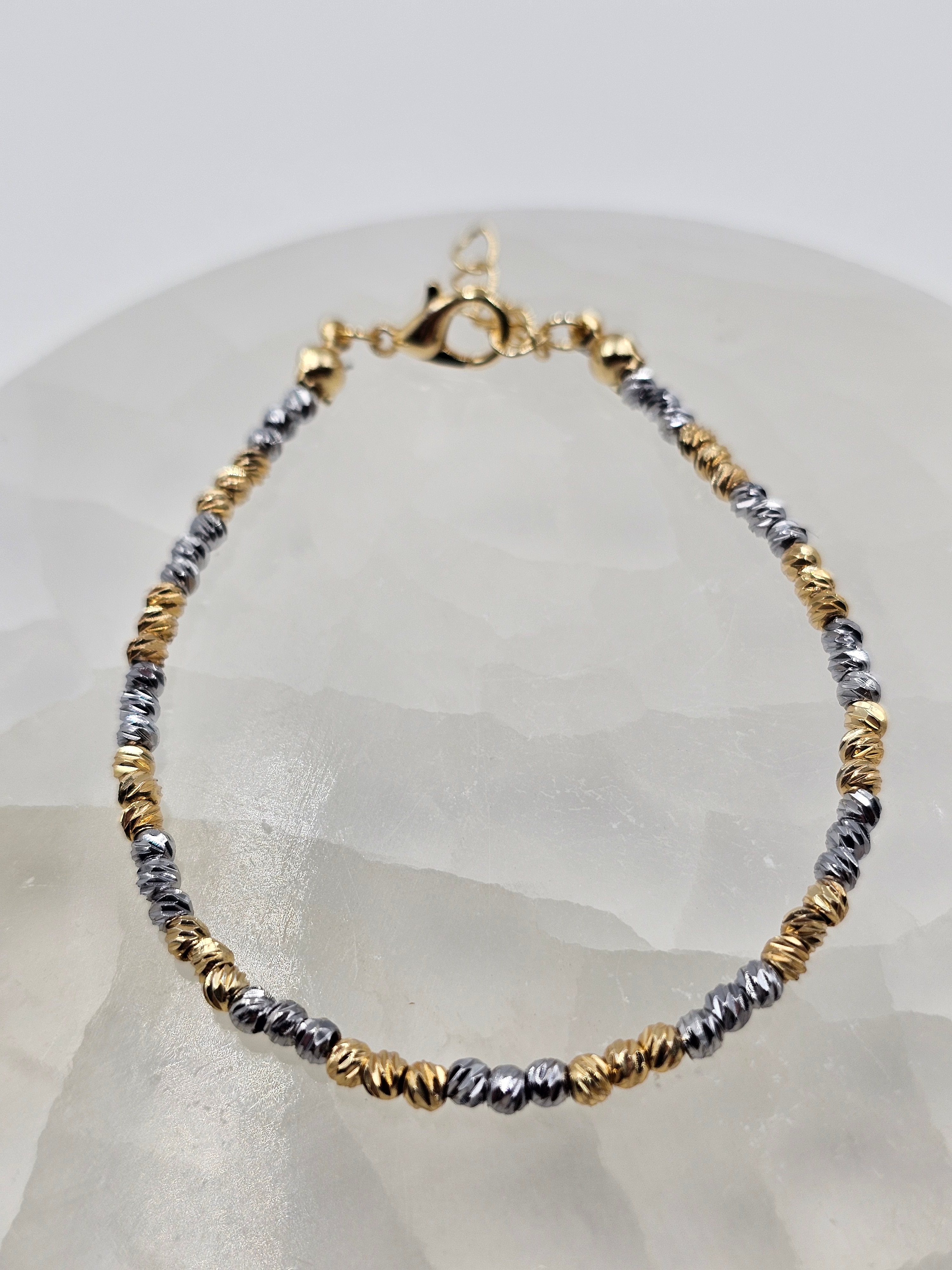 ALTIN KAPLAMA DORİKA ÇİFT RENK BONCUK MODEL ZİNCİR BİLEKLİK