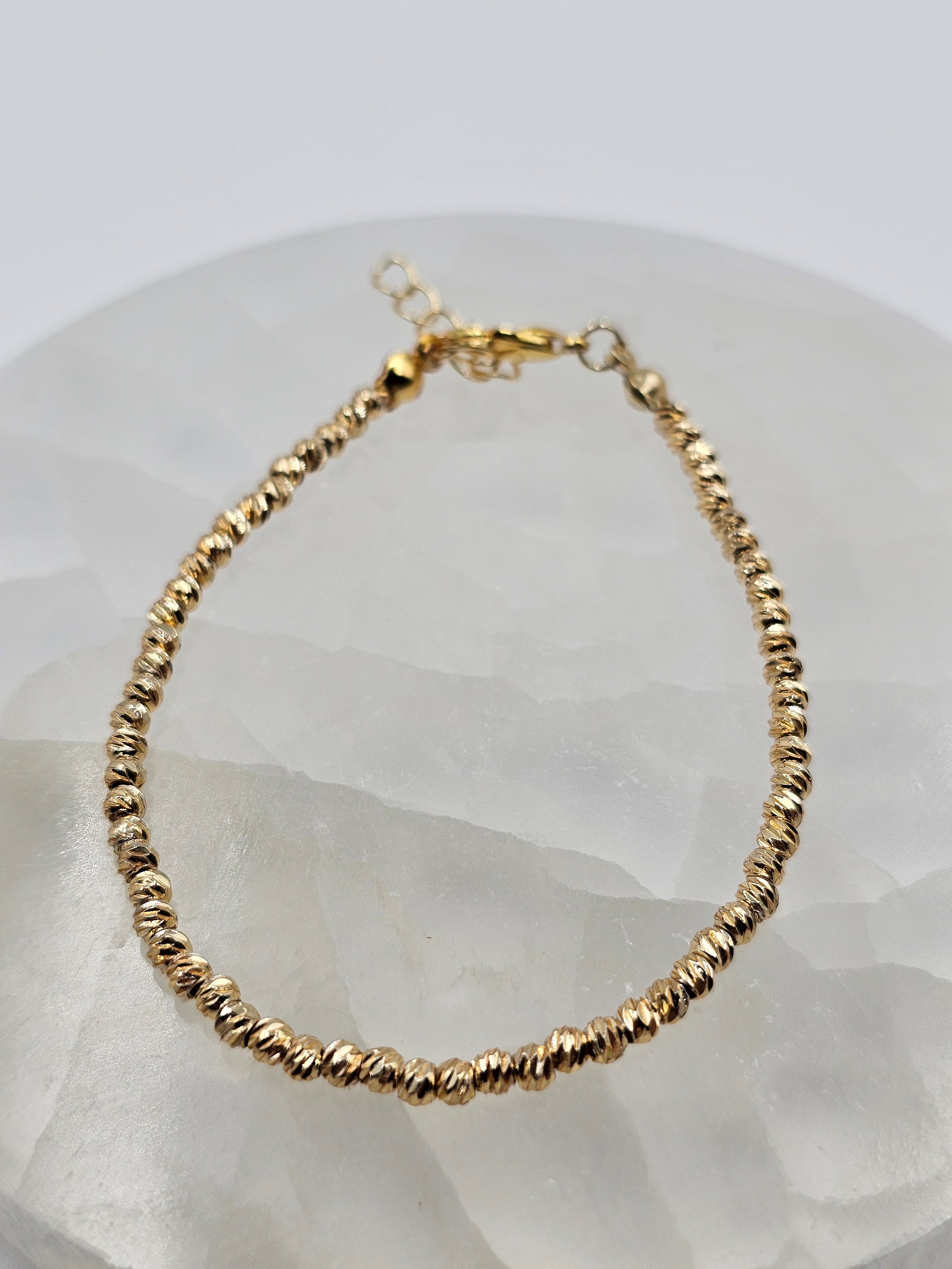 ALTIN KAPLAMA DORİKA BONCUK MODEL ZİNCİR BİLEKLİK