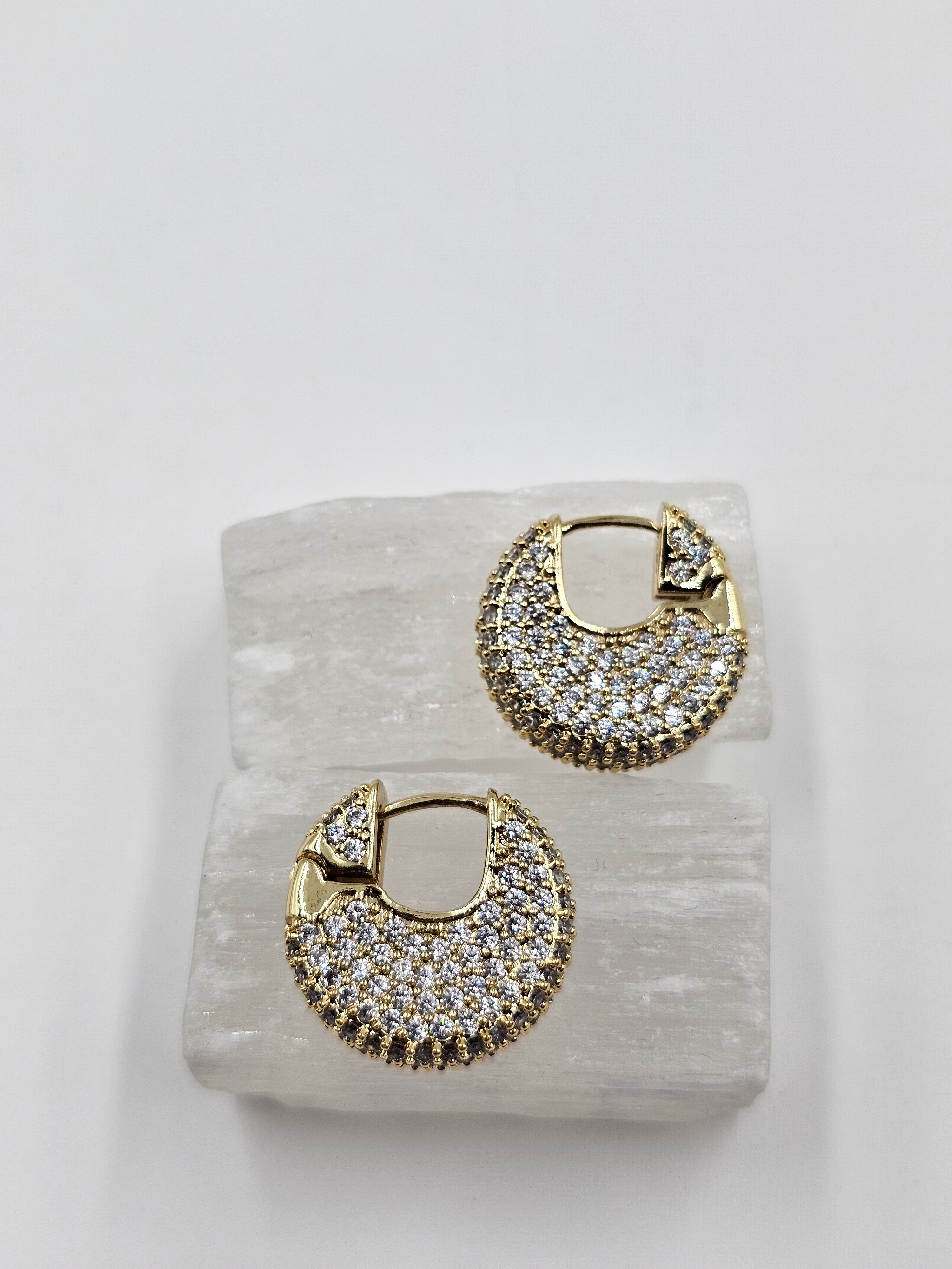 ALTIN VE GÜMÜŞ KAPLAMA SEPET MODEL FULL ZİRKON TAŞLI TASARIM KÜPE