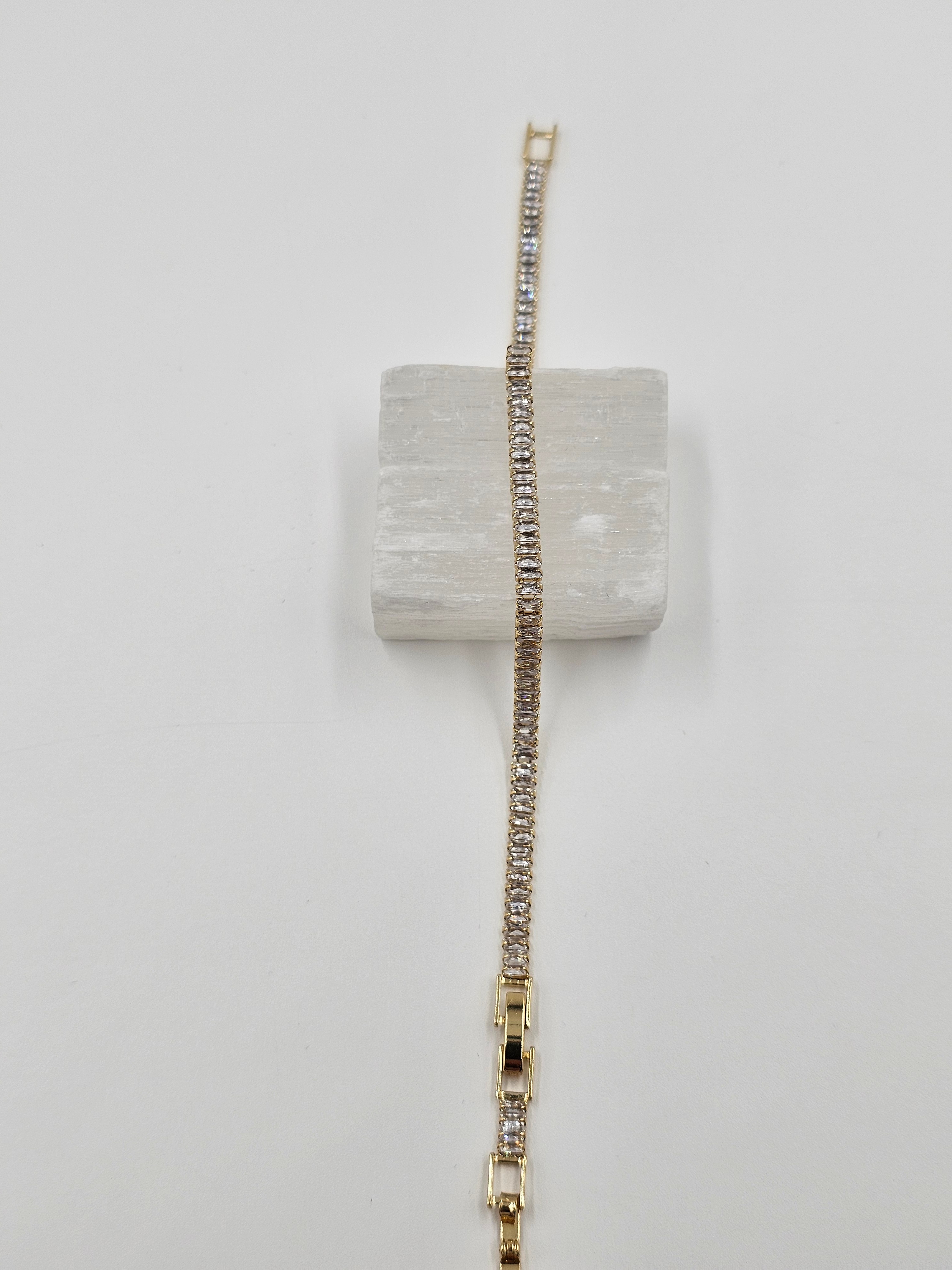 SU YOLU ALTIN KAPLAMA TAŞLI UZUN BİLEKLİK