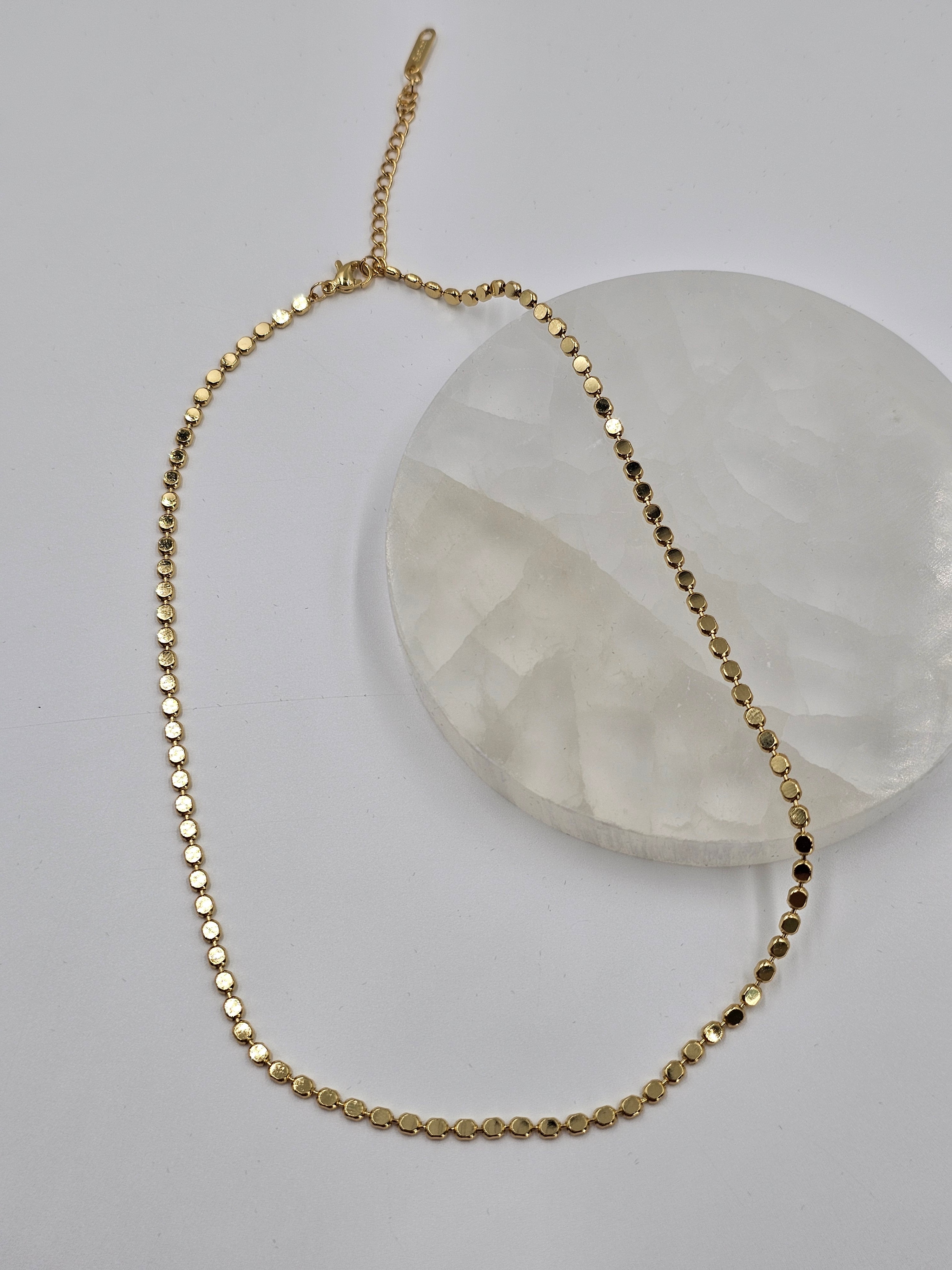 ALTIN KAPLAMA BONCUK KOLYE