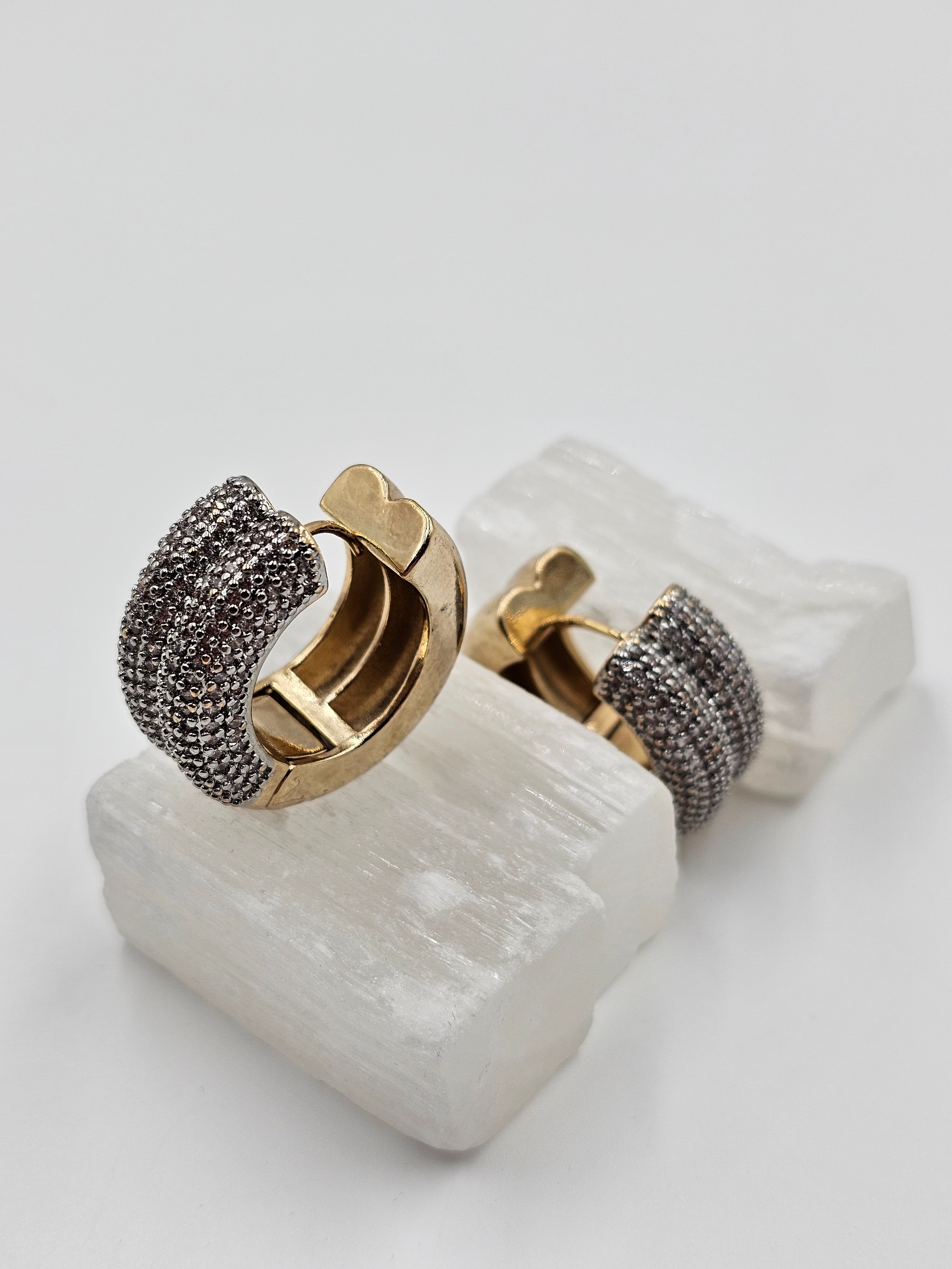 ÇELİK TASARIM VİP SERİ FULL ZİRKON TAŞLI KÜPE