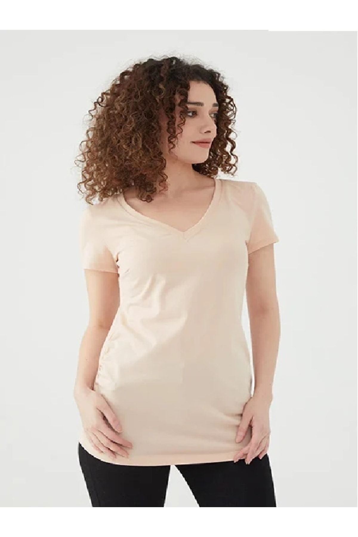 V Yaka T-shirt