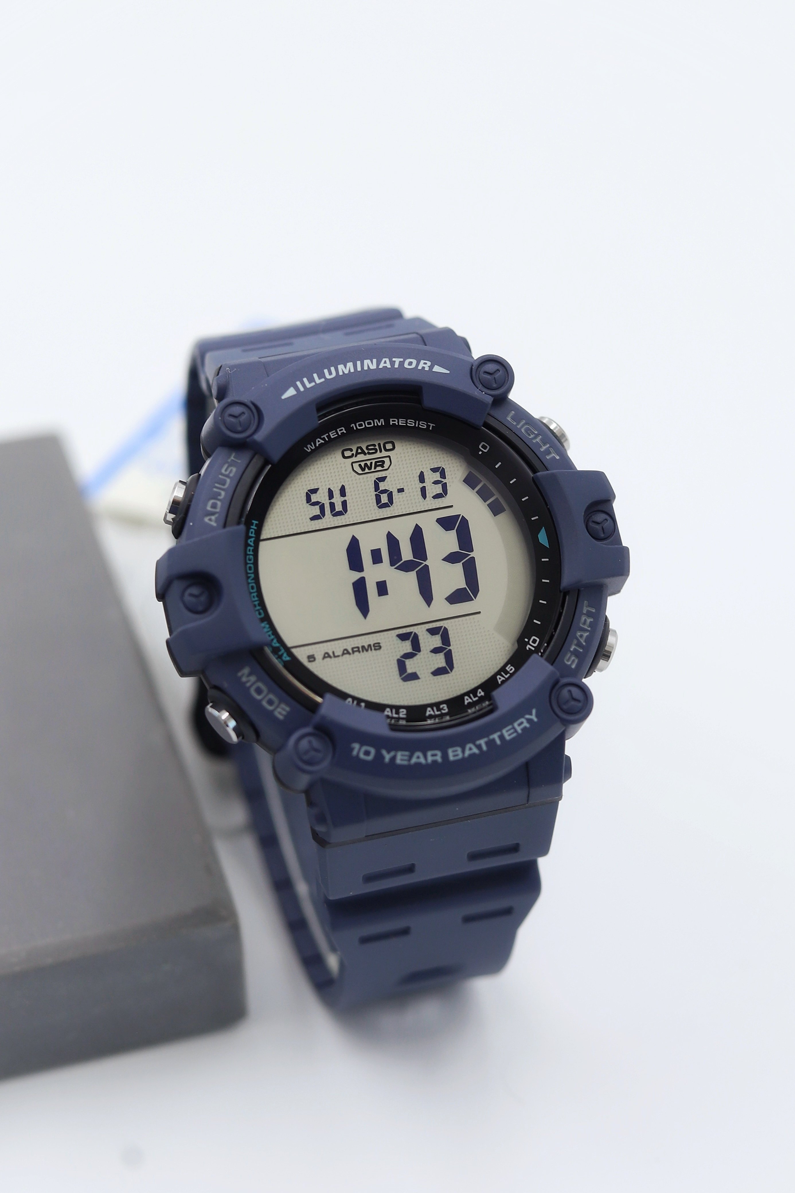 Casio Silikon Kordon Dijital Erkek Kol Saati ASW123-142CS