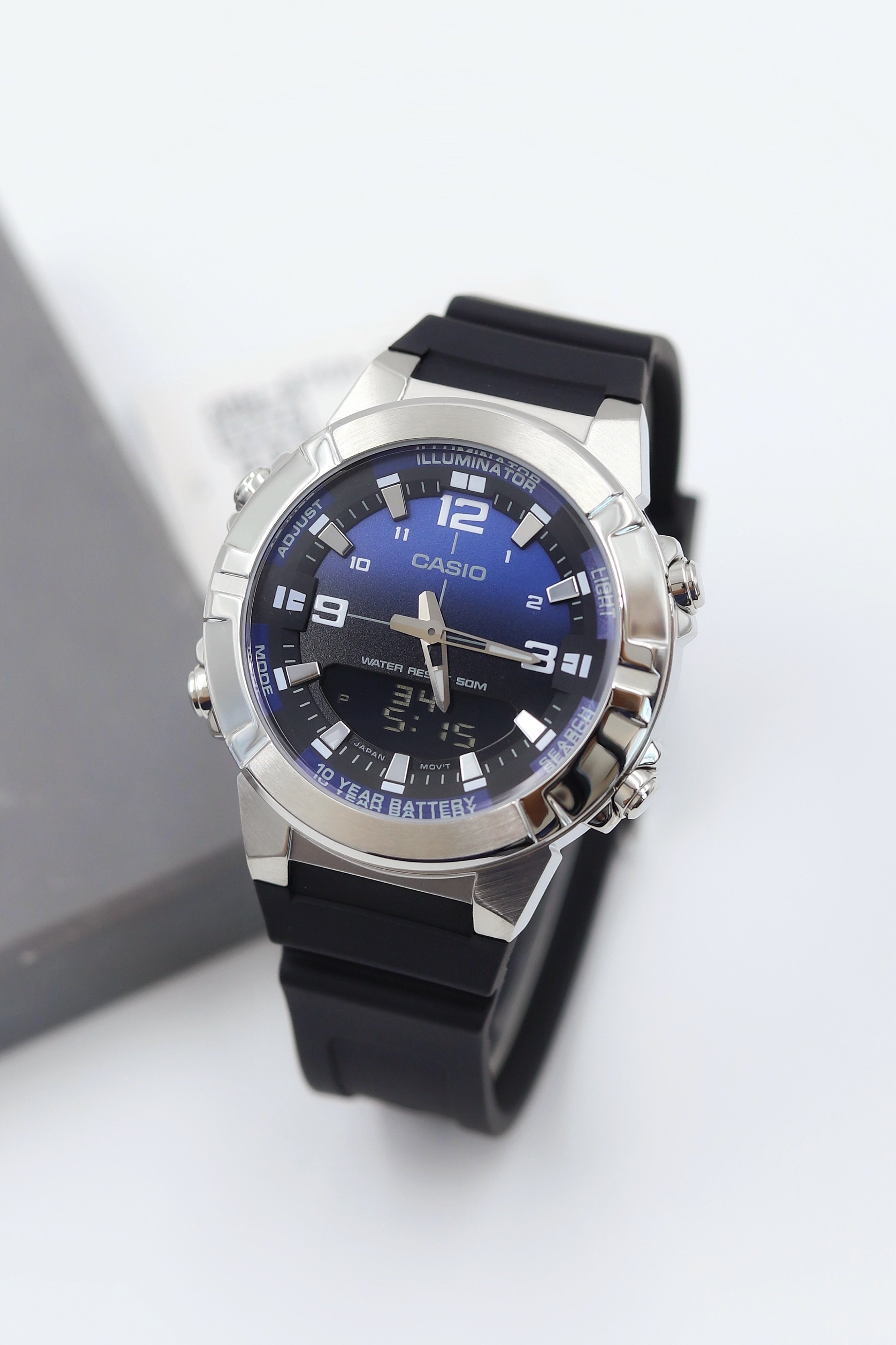 Casio Silikon Kordon Dijital Erkek Kol Saati ASW123-146CS