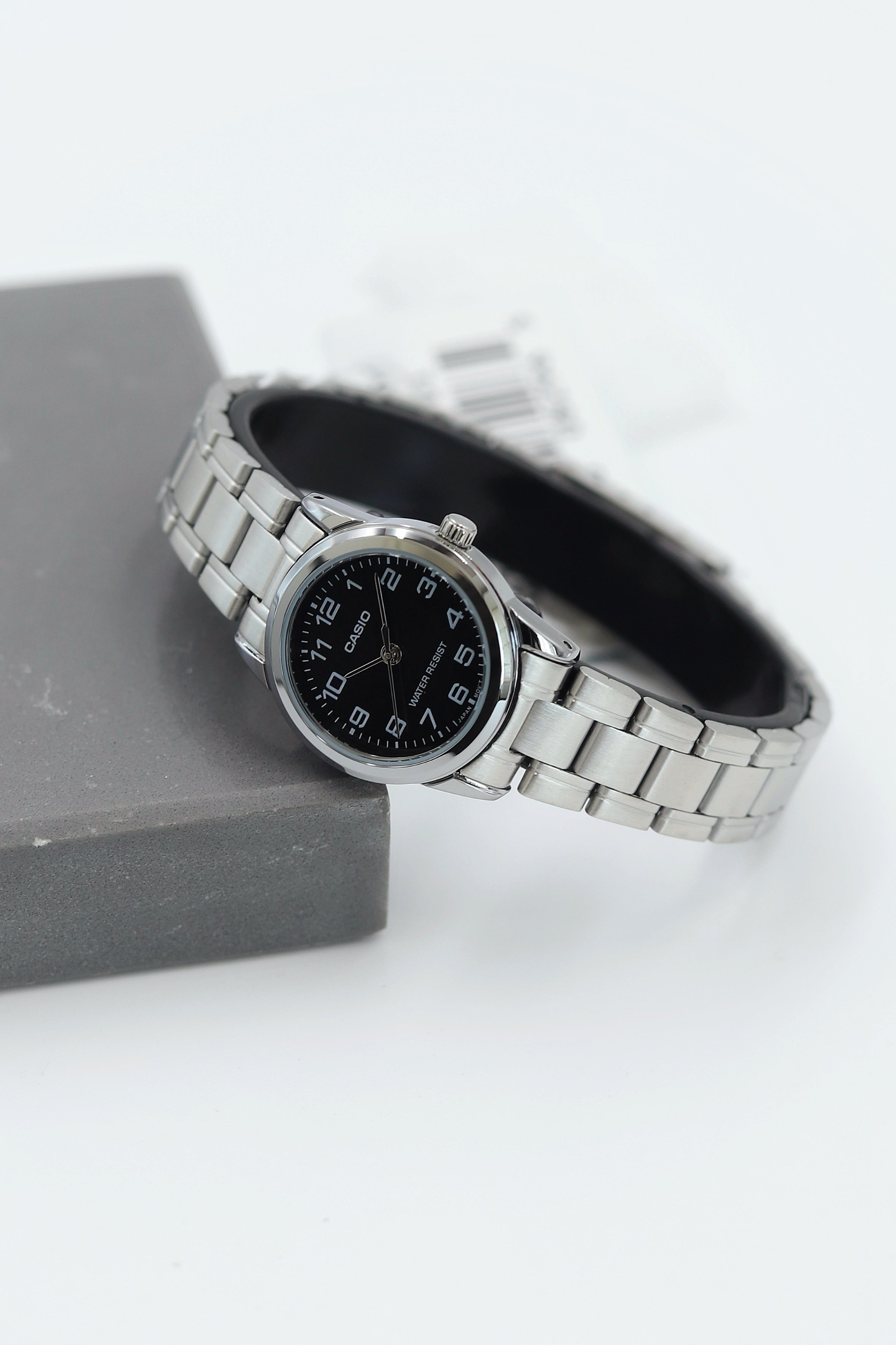 Casio Çelik Kordon Kadın Kol Saati ASW123-125CS
