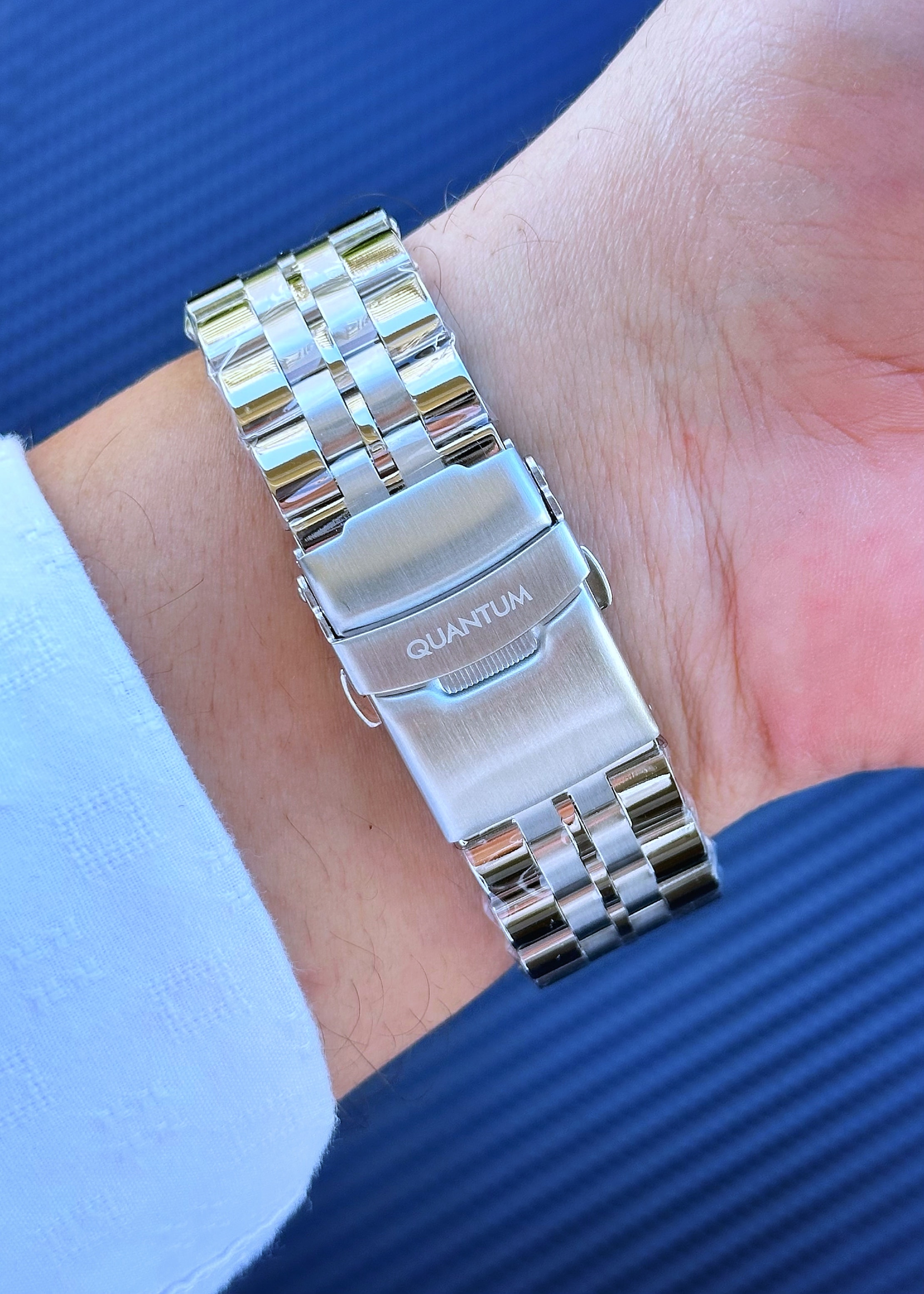 Quantum Çelik Kasa Çelik Kordon Erkek Kol Saati