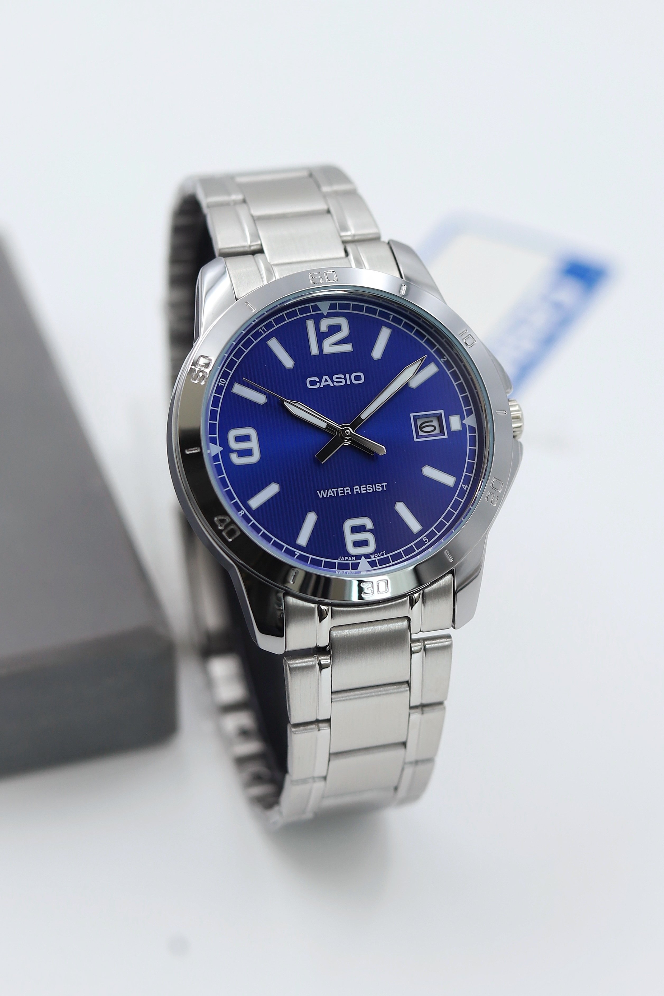 Casio Çelik Kordon Erkek Kol Saati ASW123-117CS