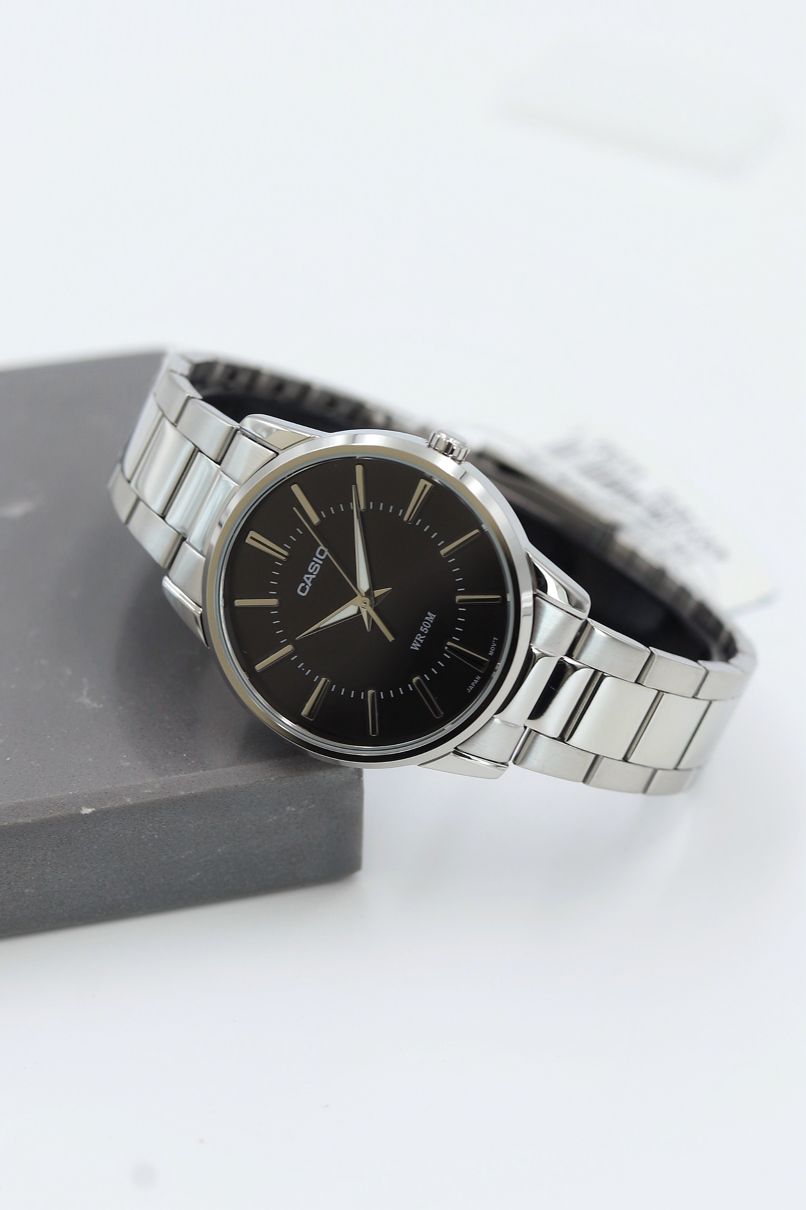 Casio Çelik Kordon Erkek Kol Saati ASW123-123CS
