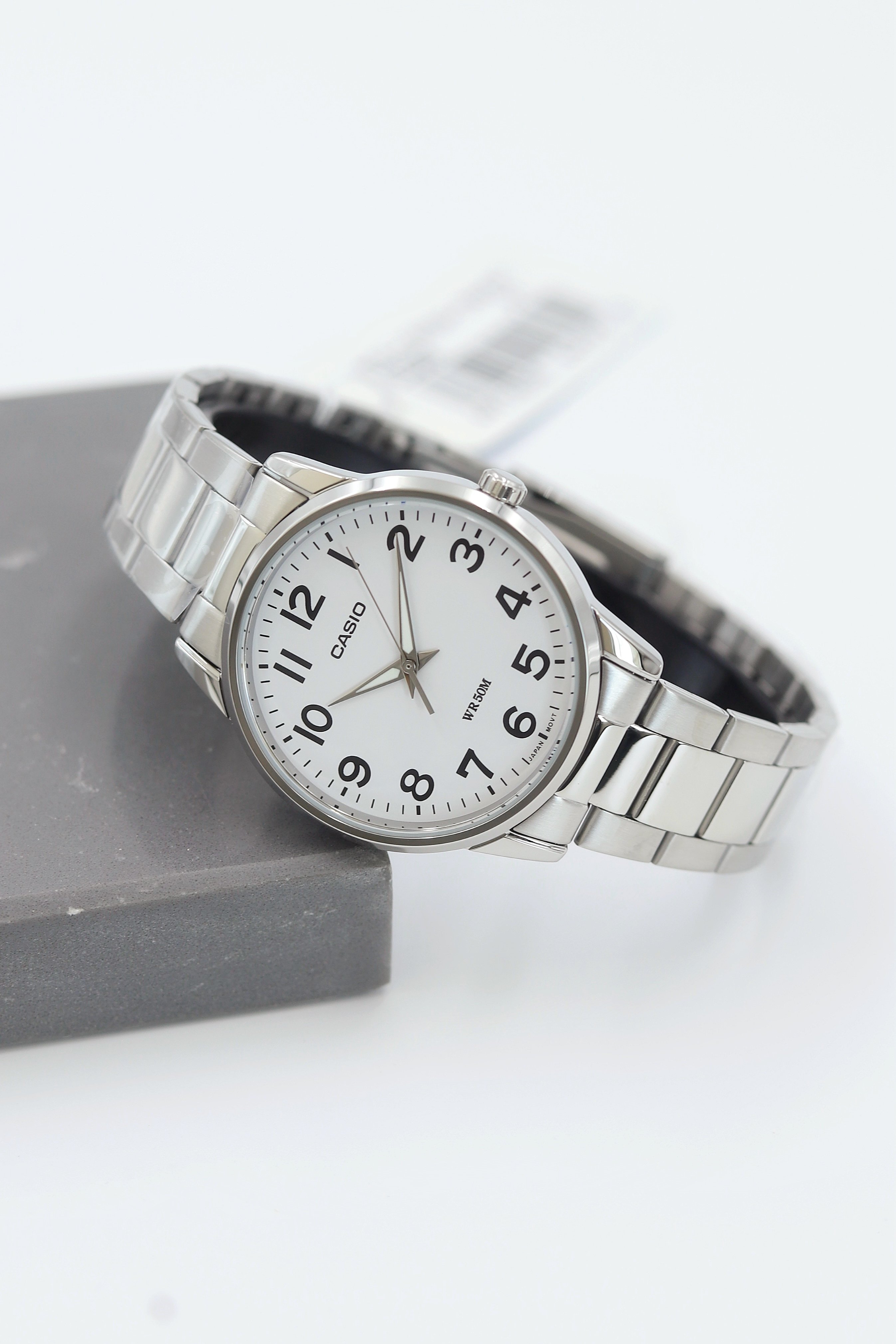 Casio Çelik Kordon Erkek Kol Saati ASW123-114CS