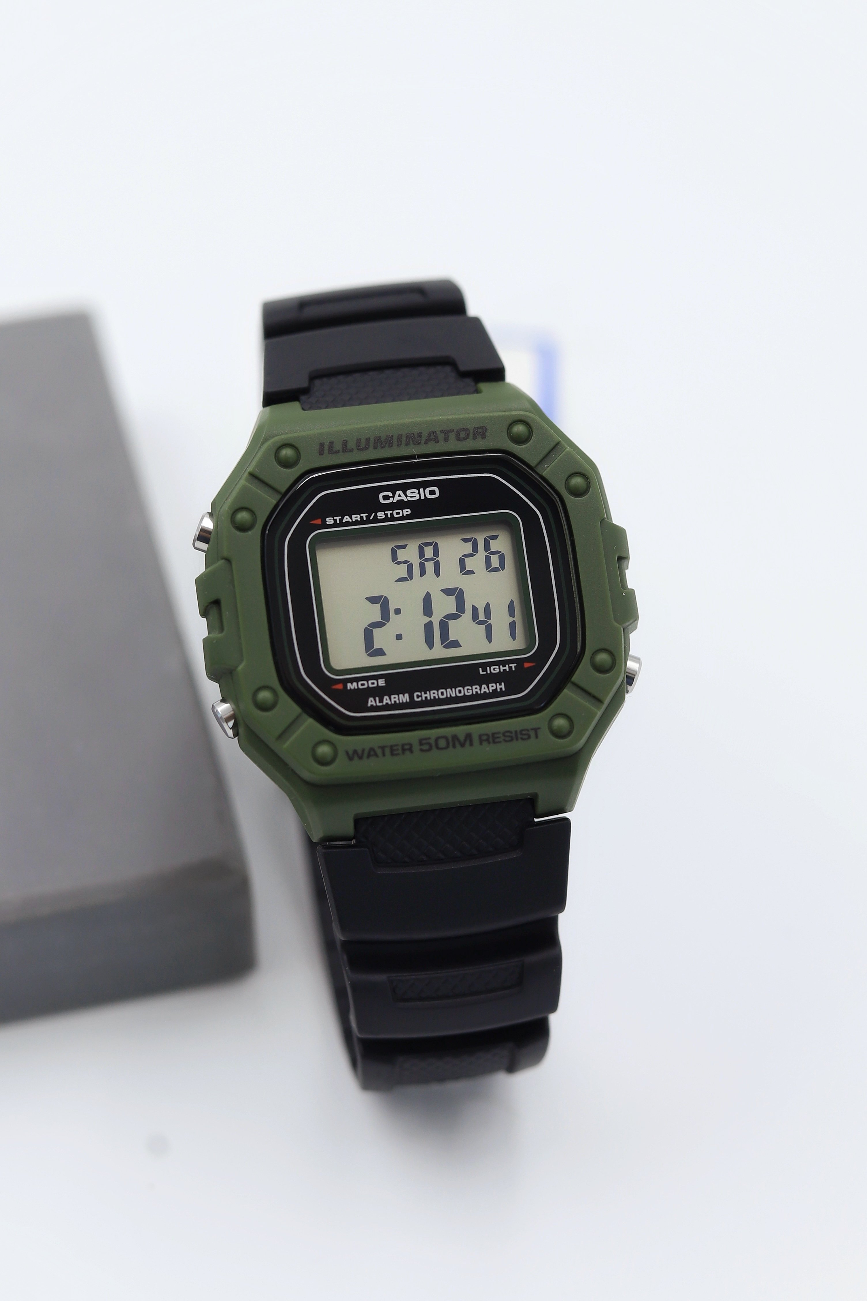 Casio Silikon Kordon Dijital Erkek Kol Saati ASW123-143CS