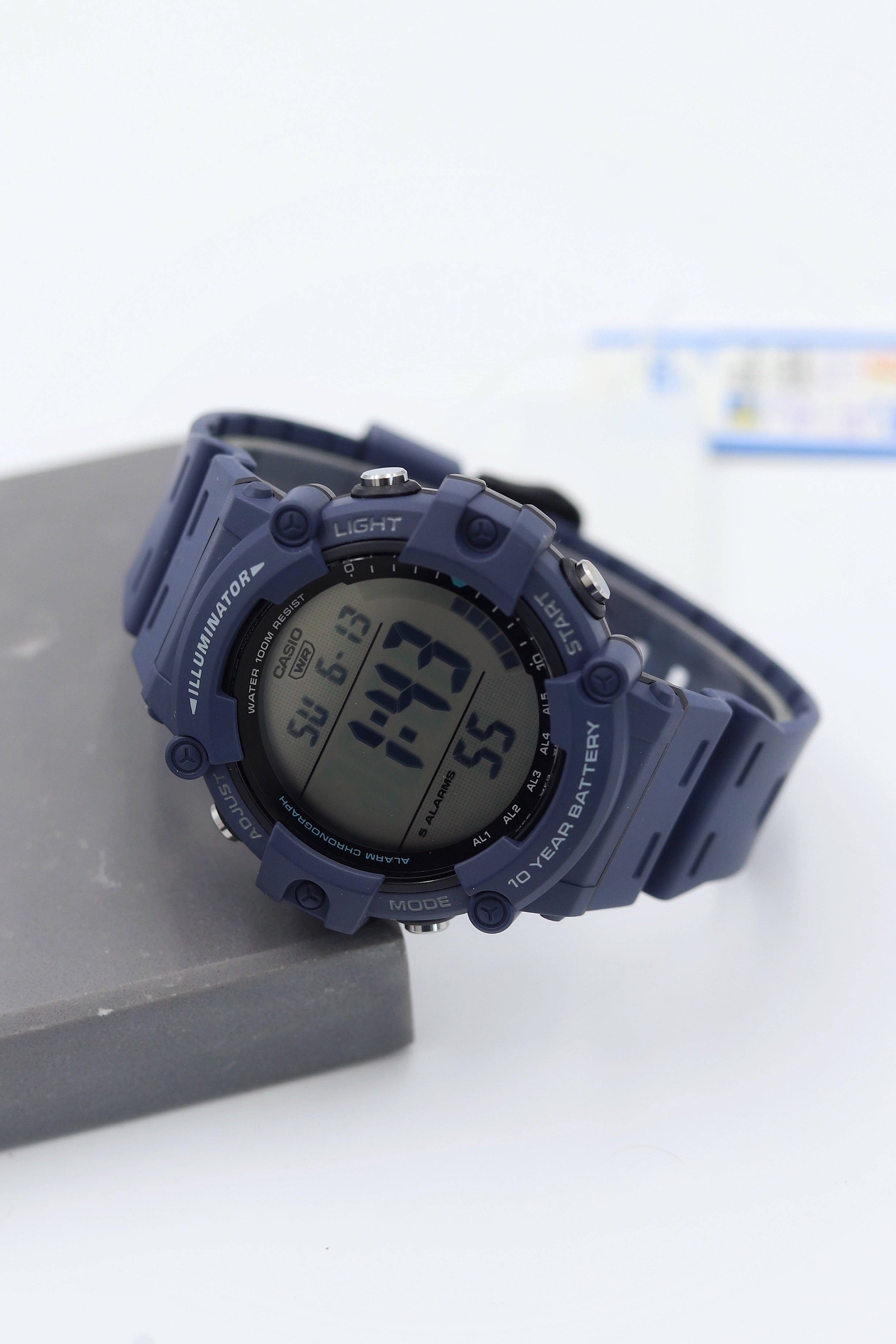 Casio Silikon Kordon Dijital Erkek Kol Saati ASW123-142CS