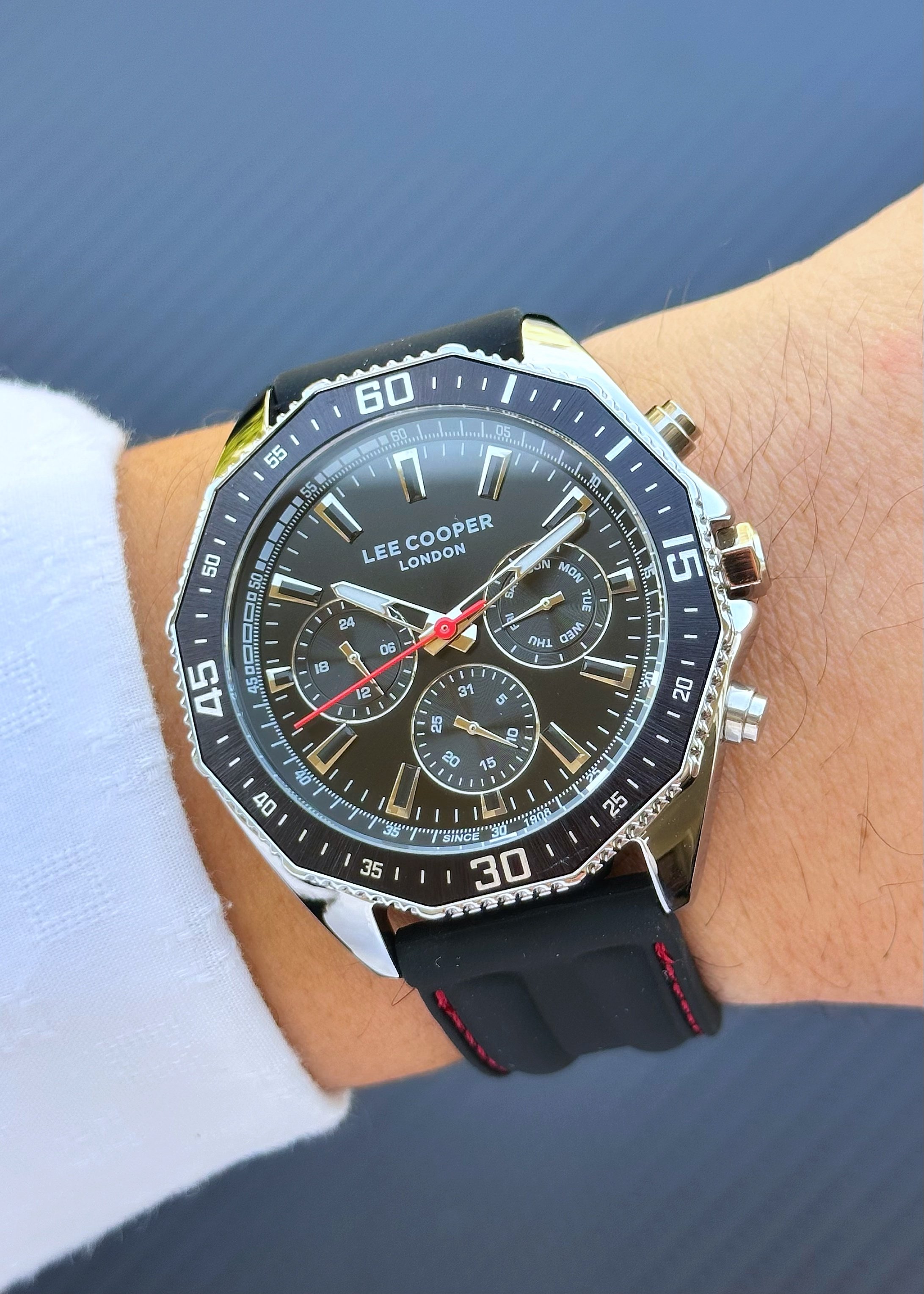 LEE COOPER Siyah Silikon Kordon Erkek Kol Saati