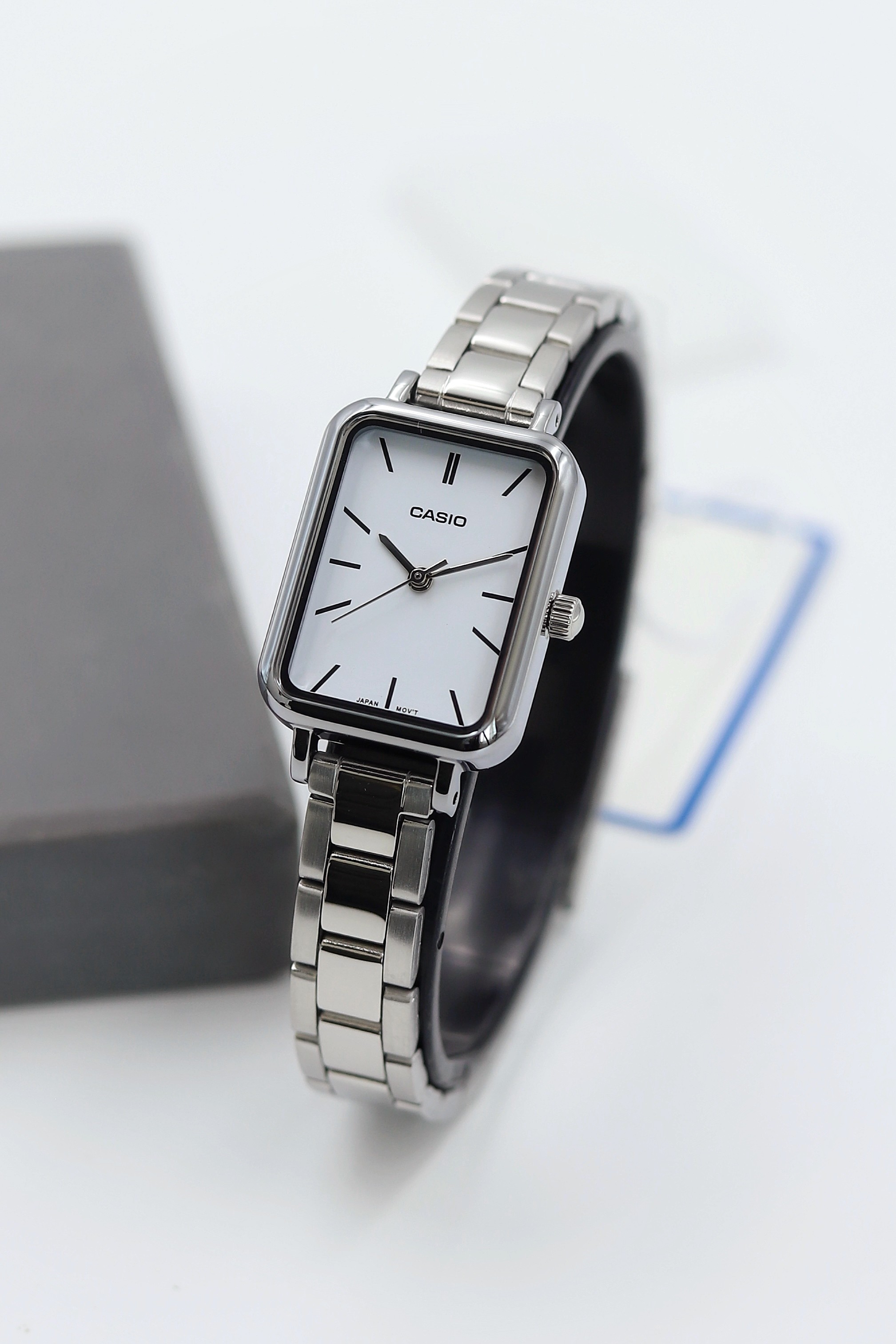 Casio Çelik Kordon Kadın Kol Saati ASW123-129CS