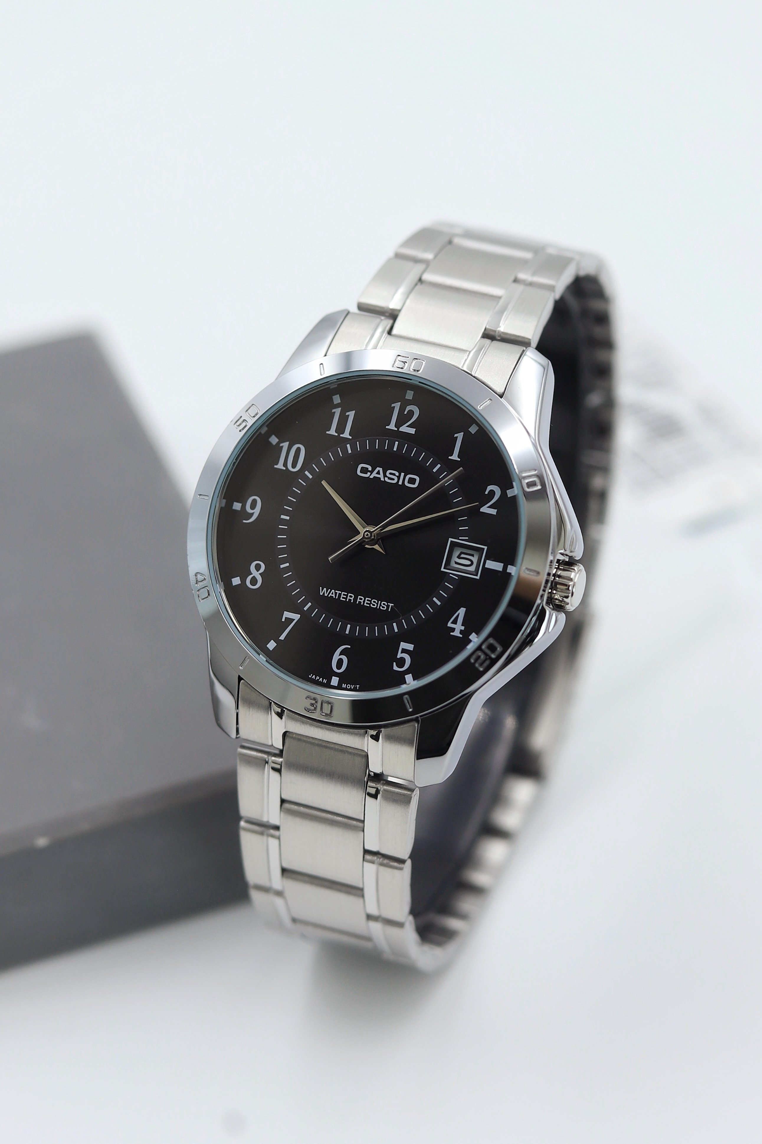 Casio Çelik Kordon Erkek Kol Saati ASW123-116CS