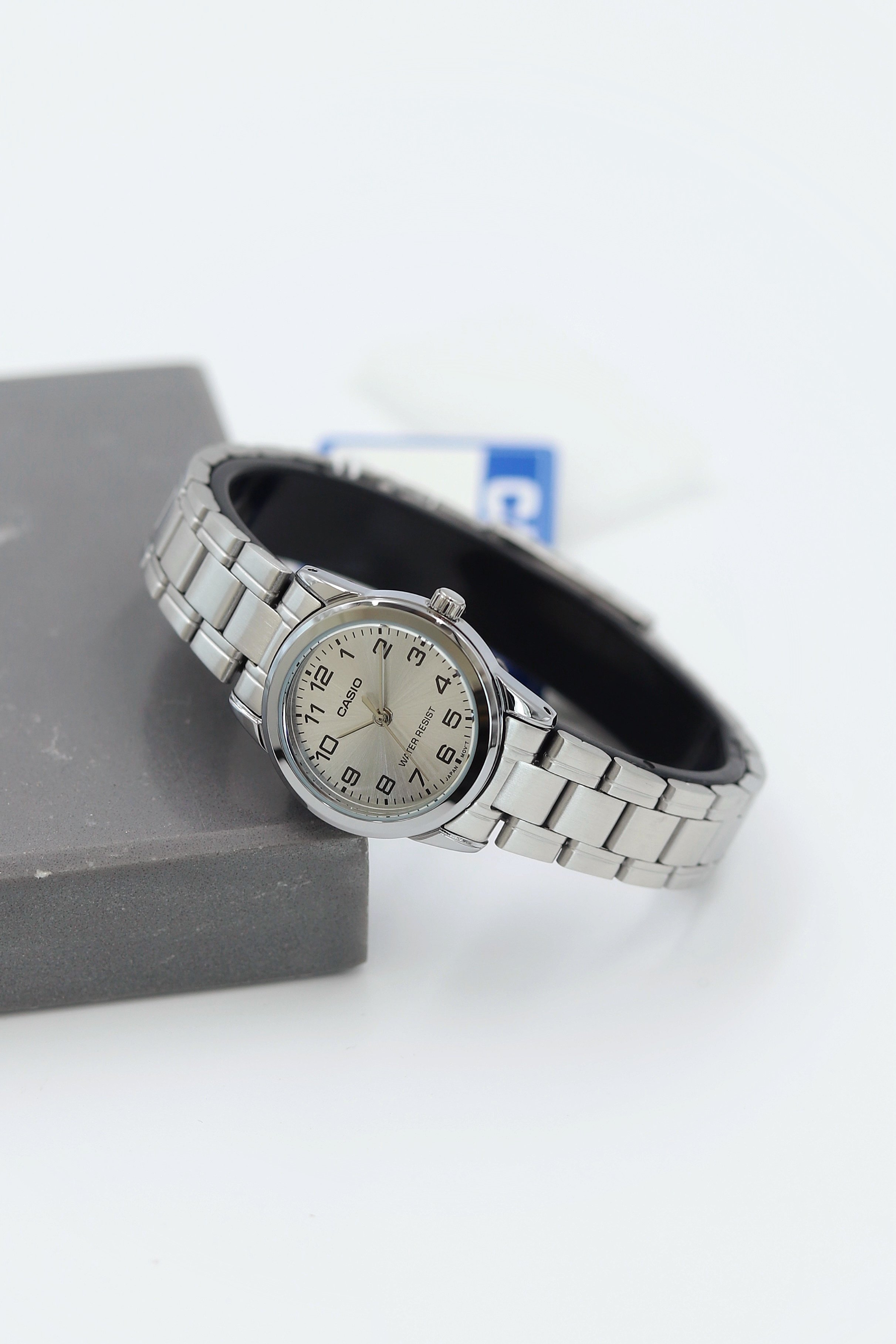 Casio Çelik Kordon Kadın Kol Saati ASW123-127CS