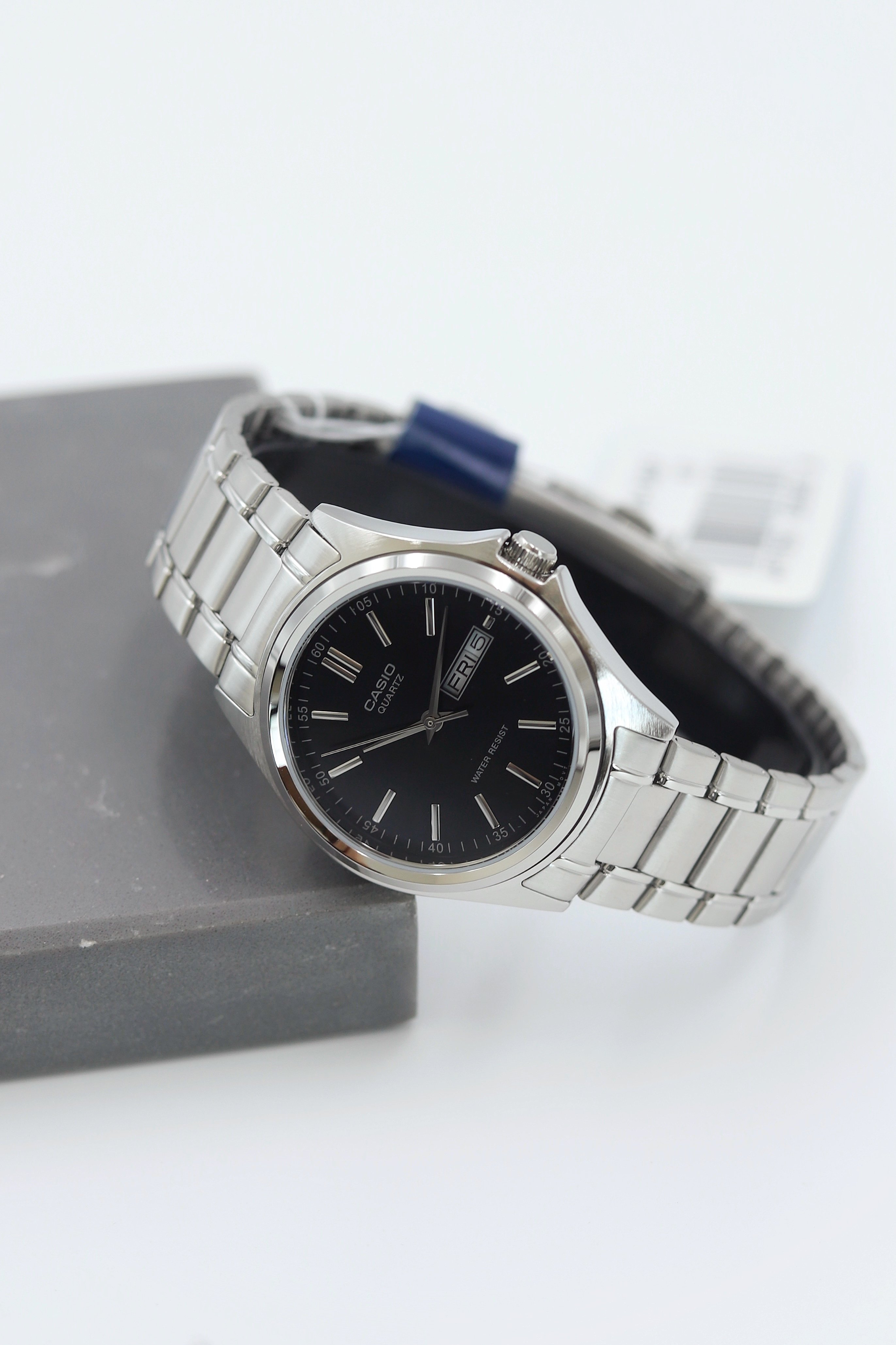 Casio Çelik Kordon Erkek Kol Saati ASW123-103CS