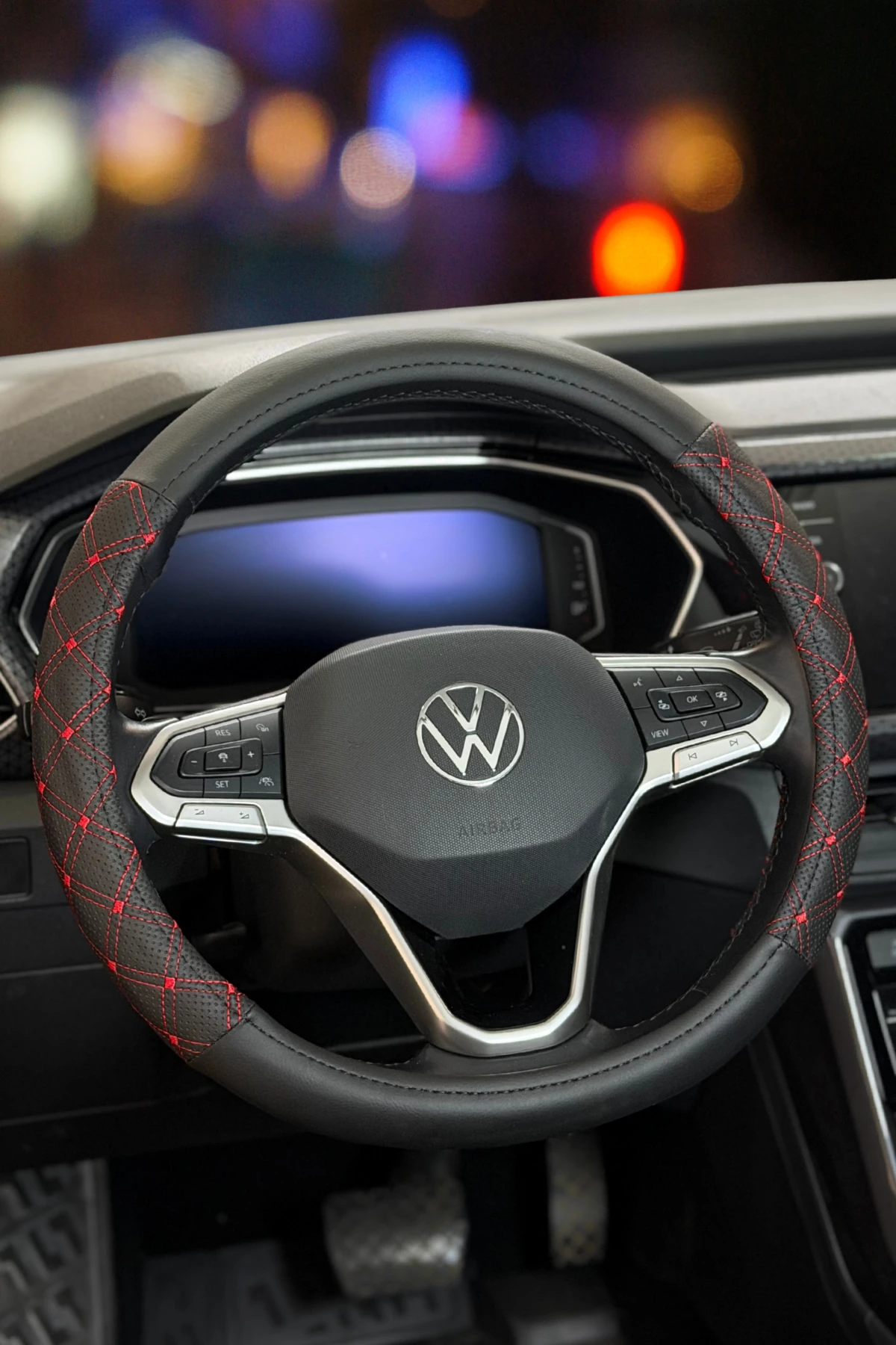 Class Serisi Nakışlı Direksiyon Kılıfı ve 2 Adet Emniyet Kemer Pedi 