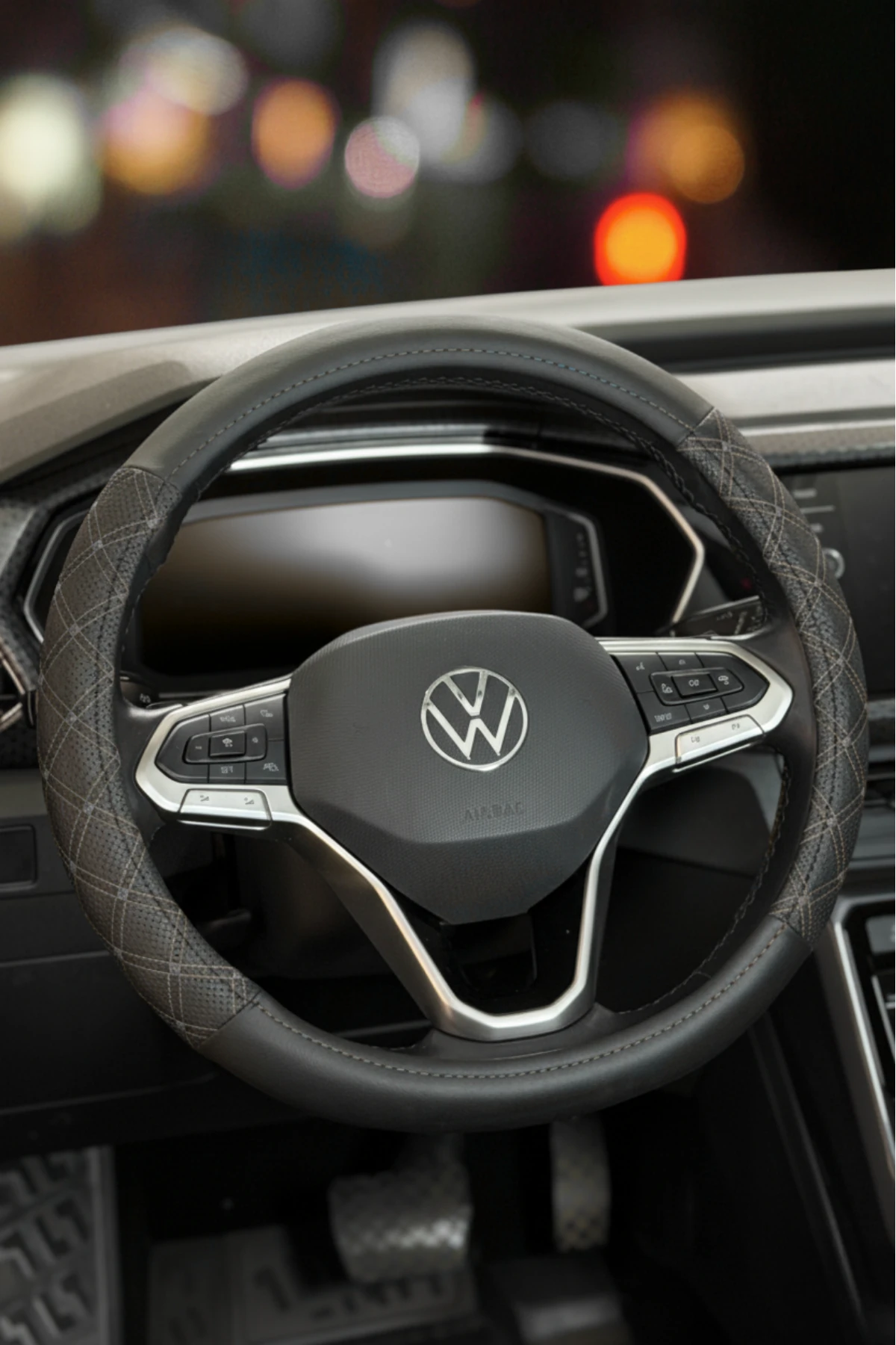 Class Serisi Nakışlı Direksiyon Kılıfı ve 2 Adet Emniyet Kemer Pedi 