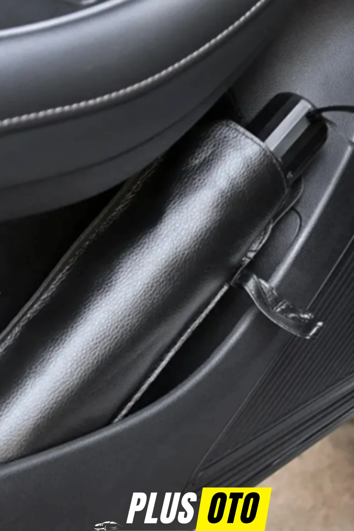 Tüm Araçlara Uyumlu Araba Güneş Koruyucu Şemsiye Oto Ön Cam Güneşlik Araç Şemsiyesi