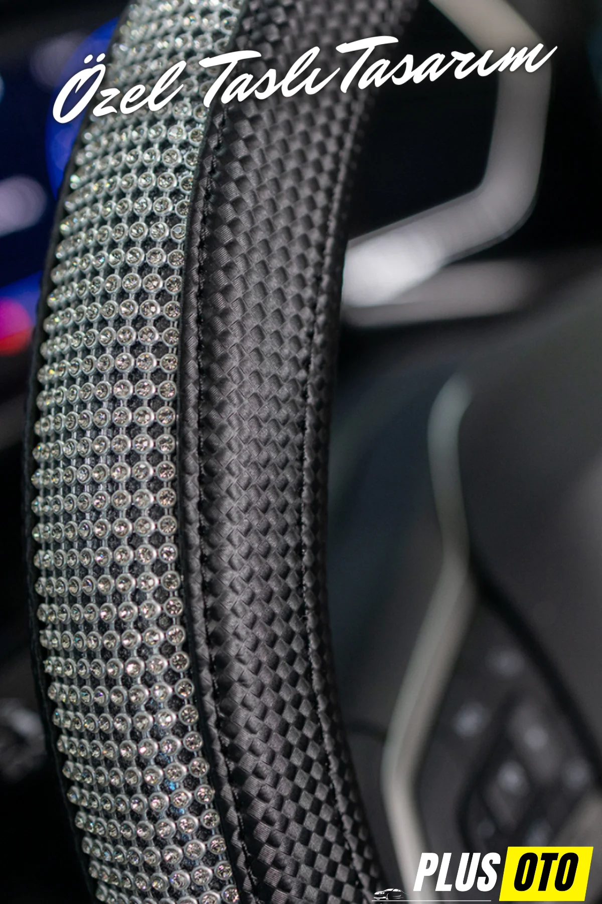 Özel Taşlı ve Karbon Detaylı Direksiyon Kılıfı 