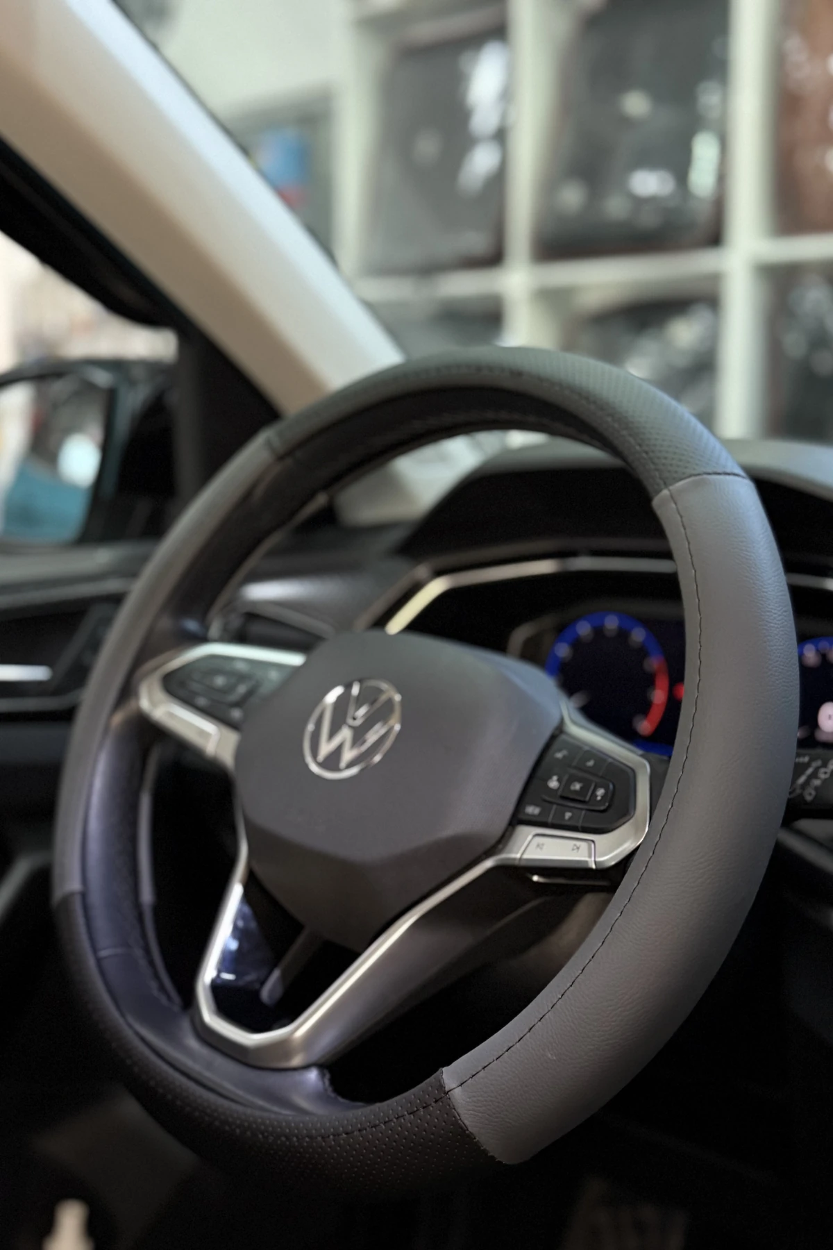 Lord Serisi Delikli Deri Çift Parça Direksiyon Kılıfı 