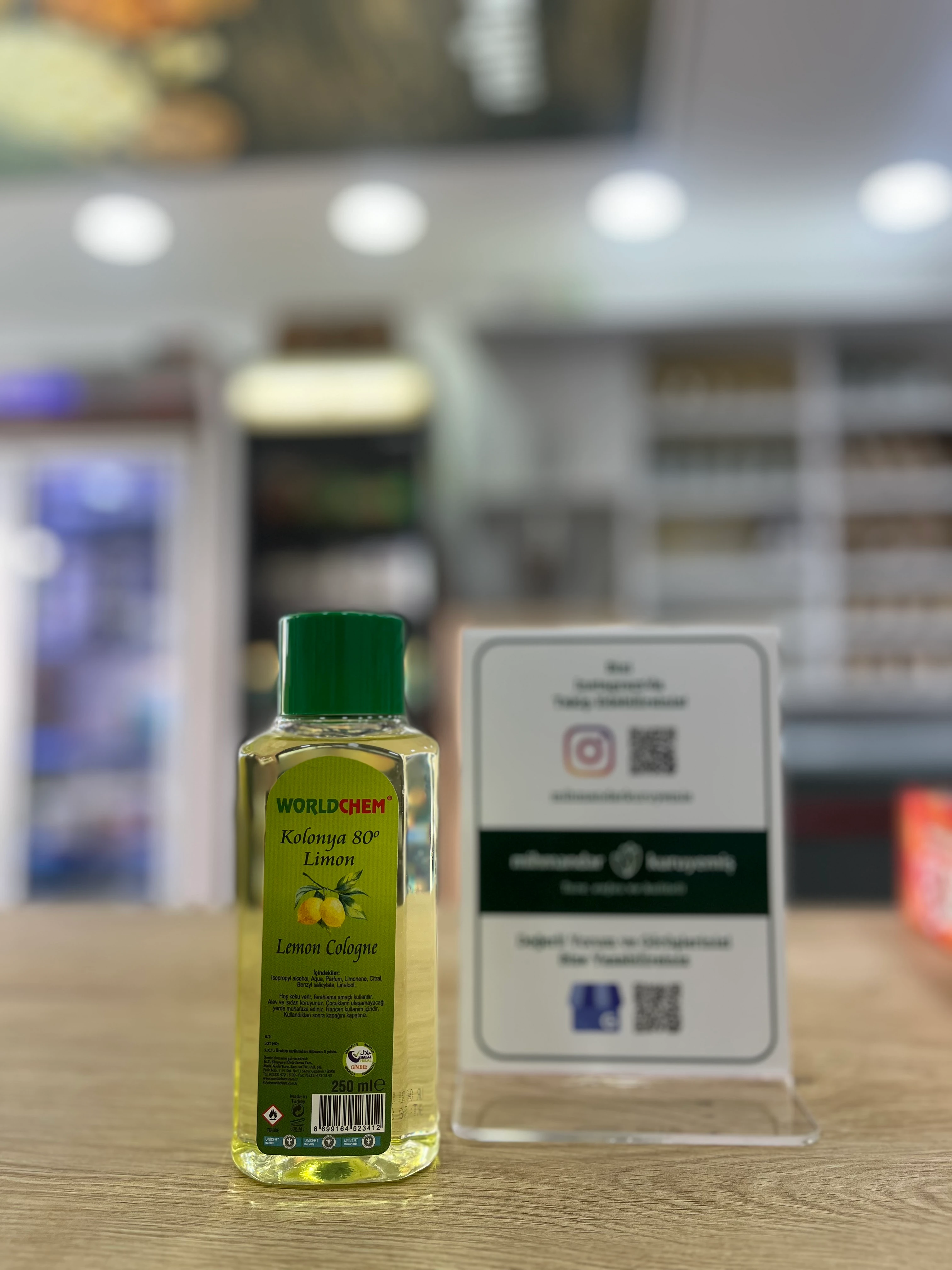 WORLDCHEM Limon Kolonyası 250 ml 