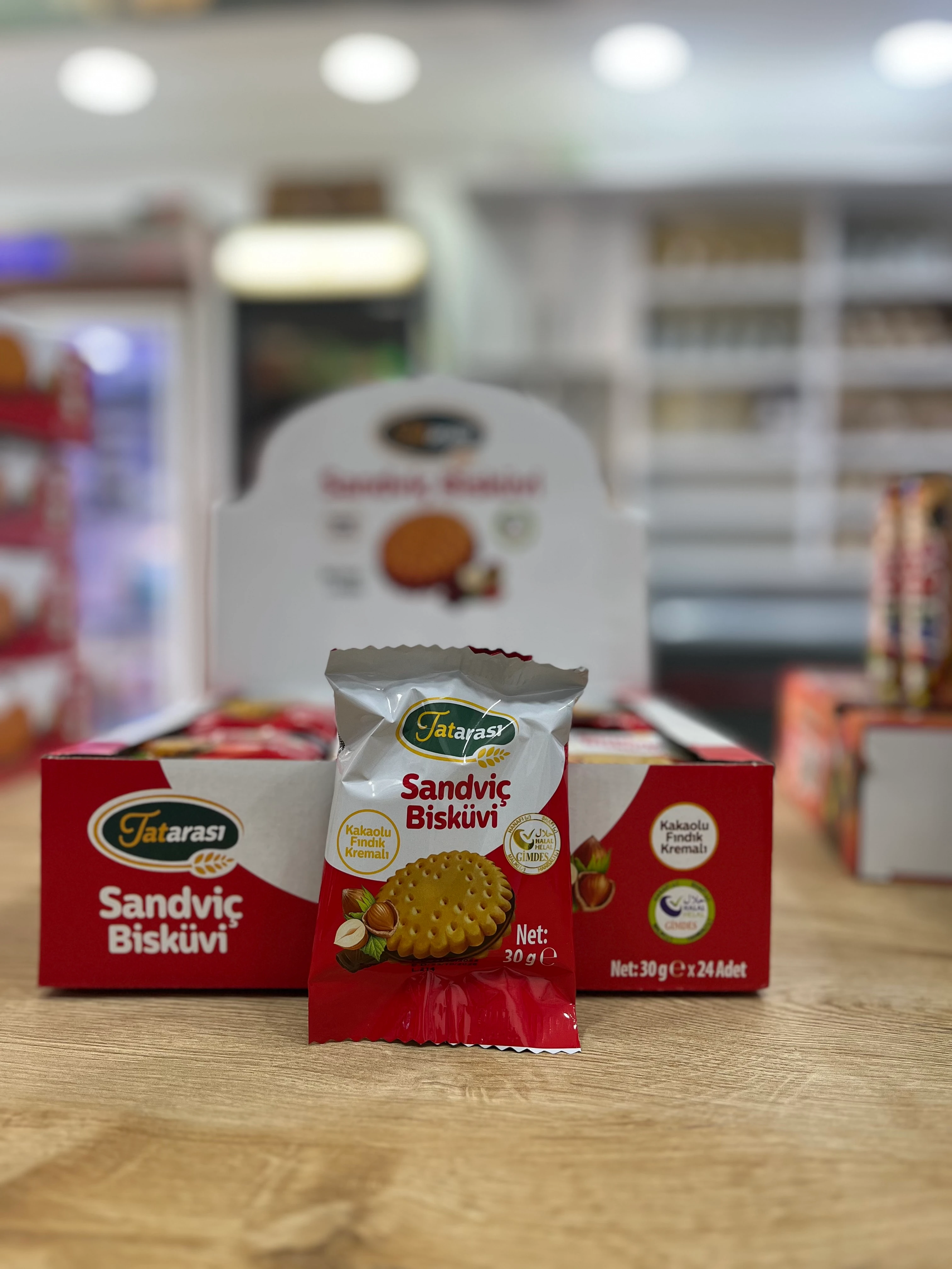 Tatarası Kakaolu Fındık Kremalı Sandviç Bisküvi 