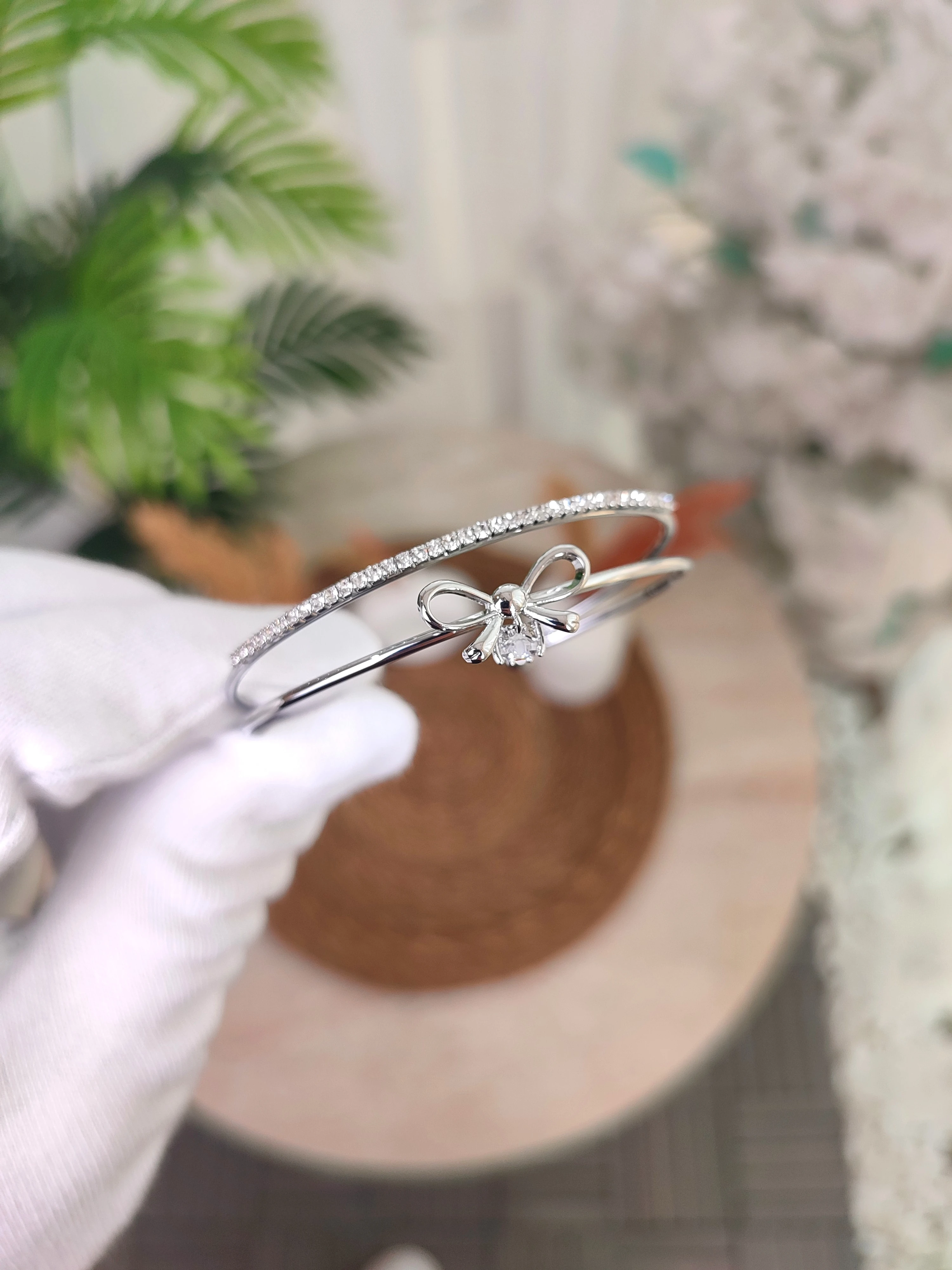 Kadın Zirkon Taşlı Kurdele Model Bileklik