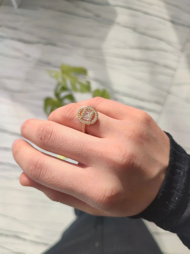 Kadın Paslanmaz Çelik Oval Zirkon Taşlı Baget Yüzük