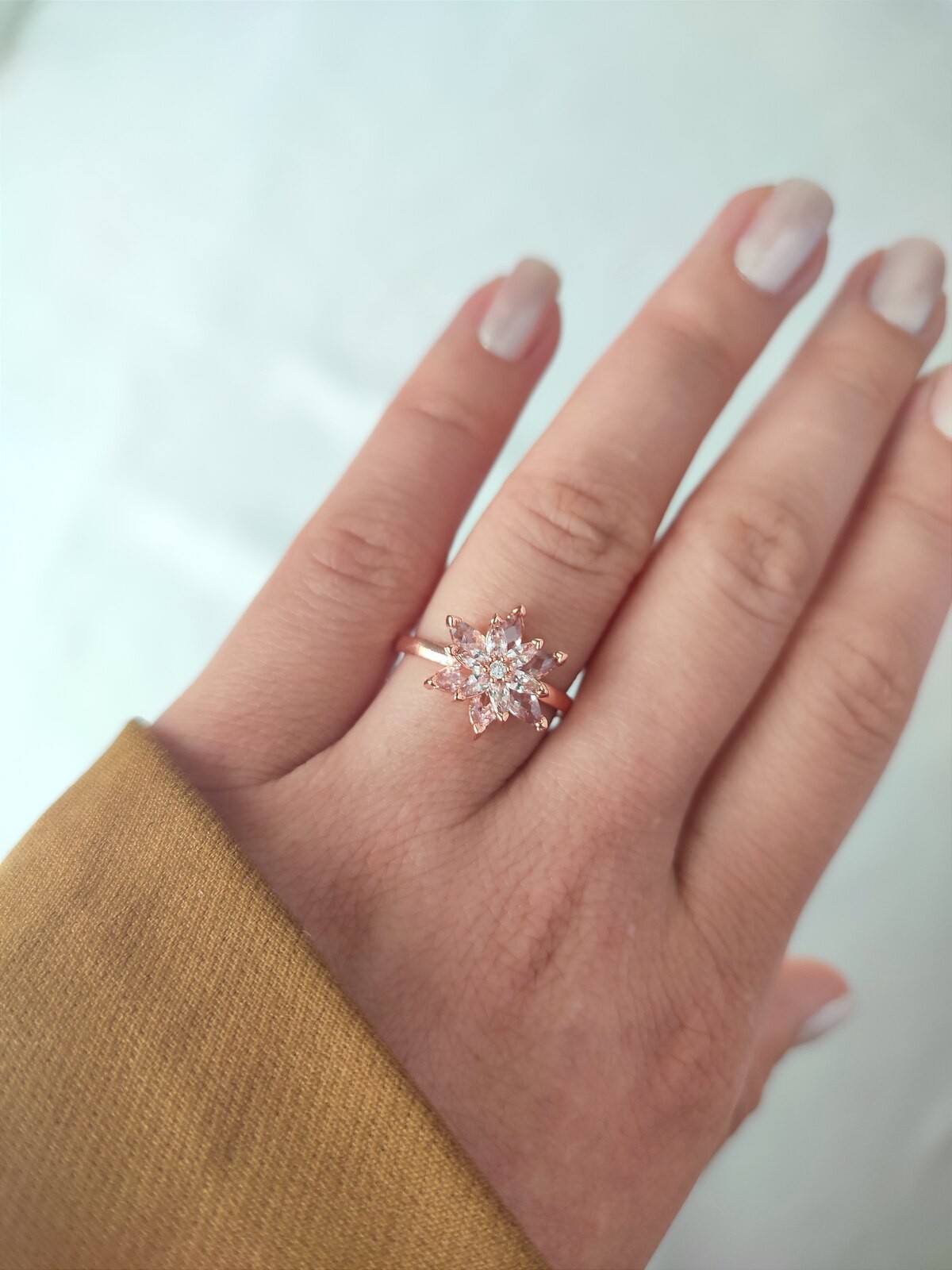Kadın Pembe Zirkon Taşlı Lotus Çiçeği Ayarlanabilir Yüzük