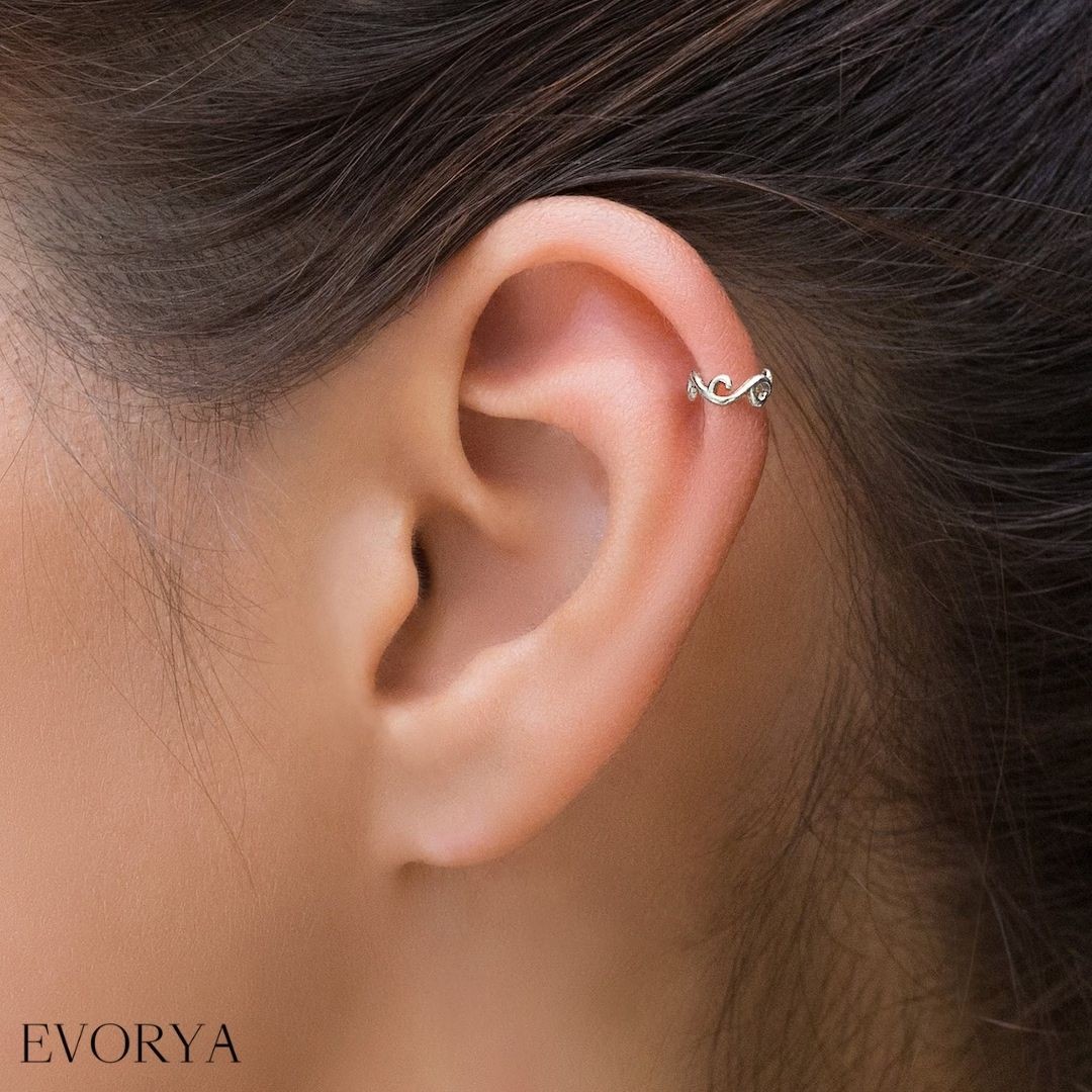 helix piercing bölgesi