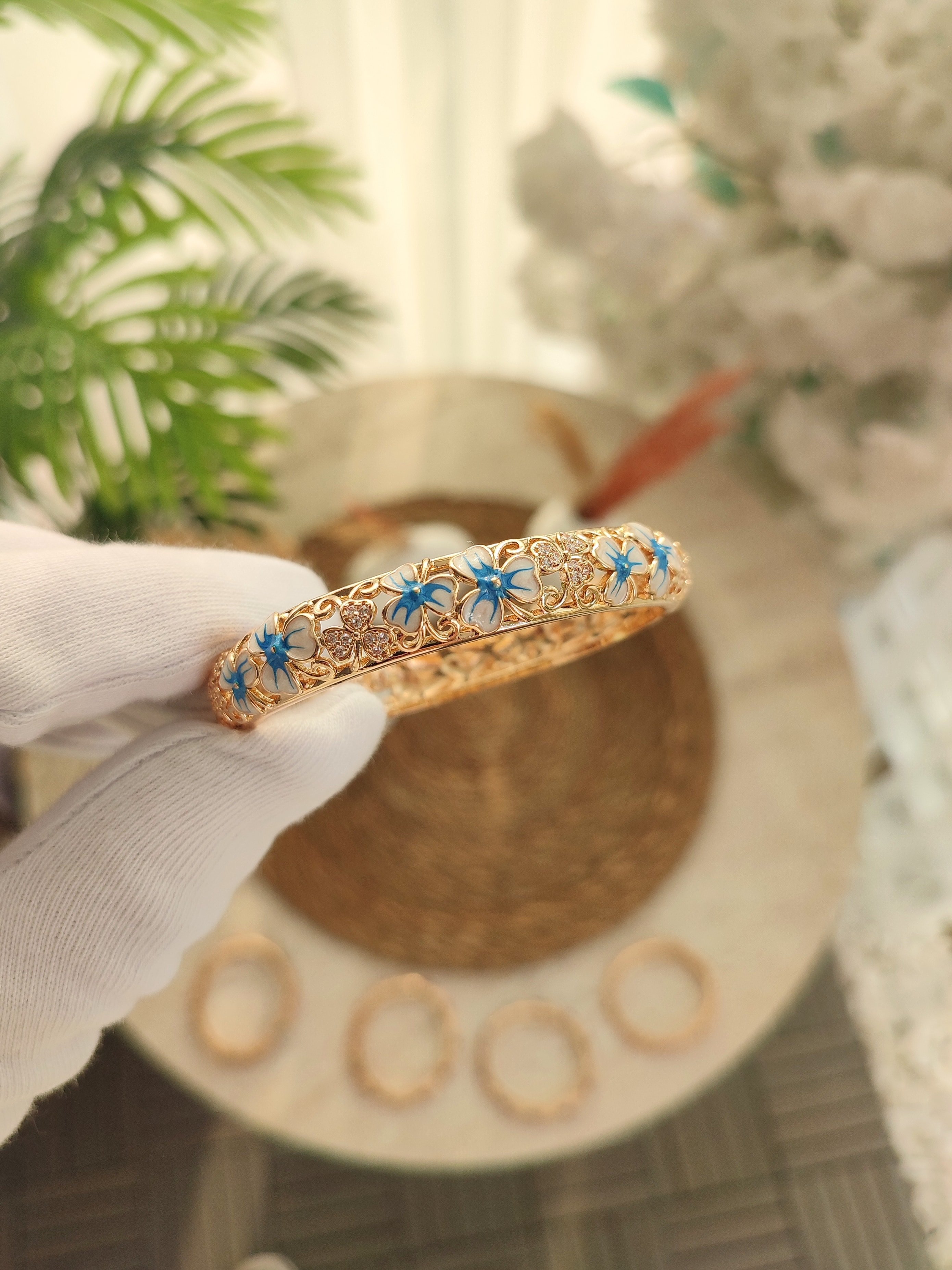Kadın Mineli Renkli Çiçek Desen Vintage Bileklik