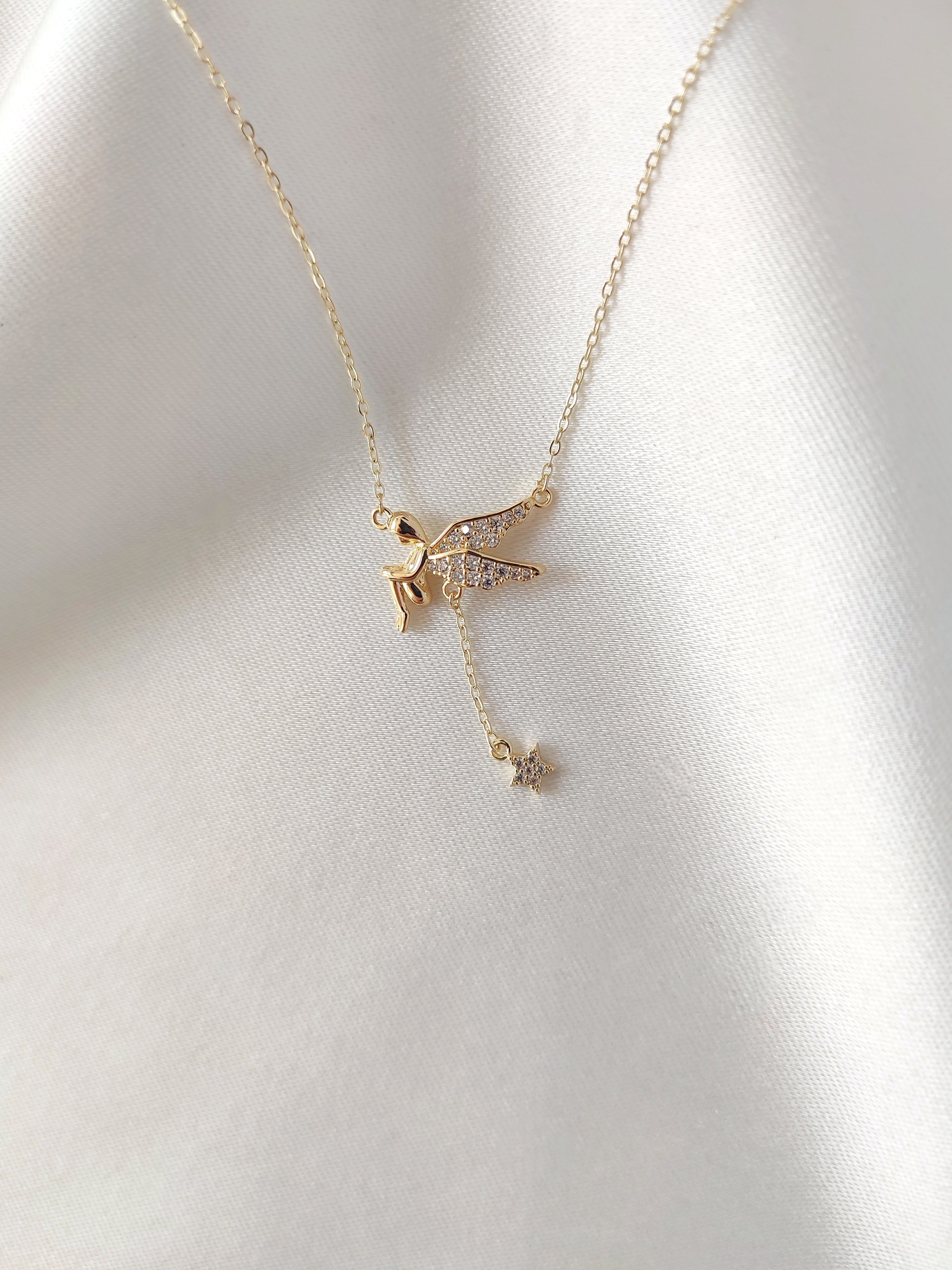 14K Kadın Yıldız Sarkıtlı Perili Vip Kolye