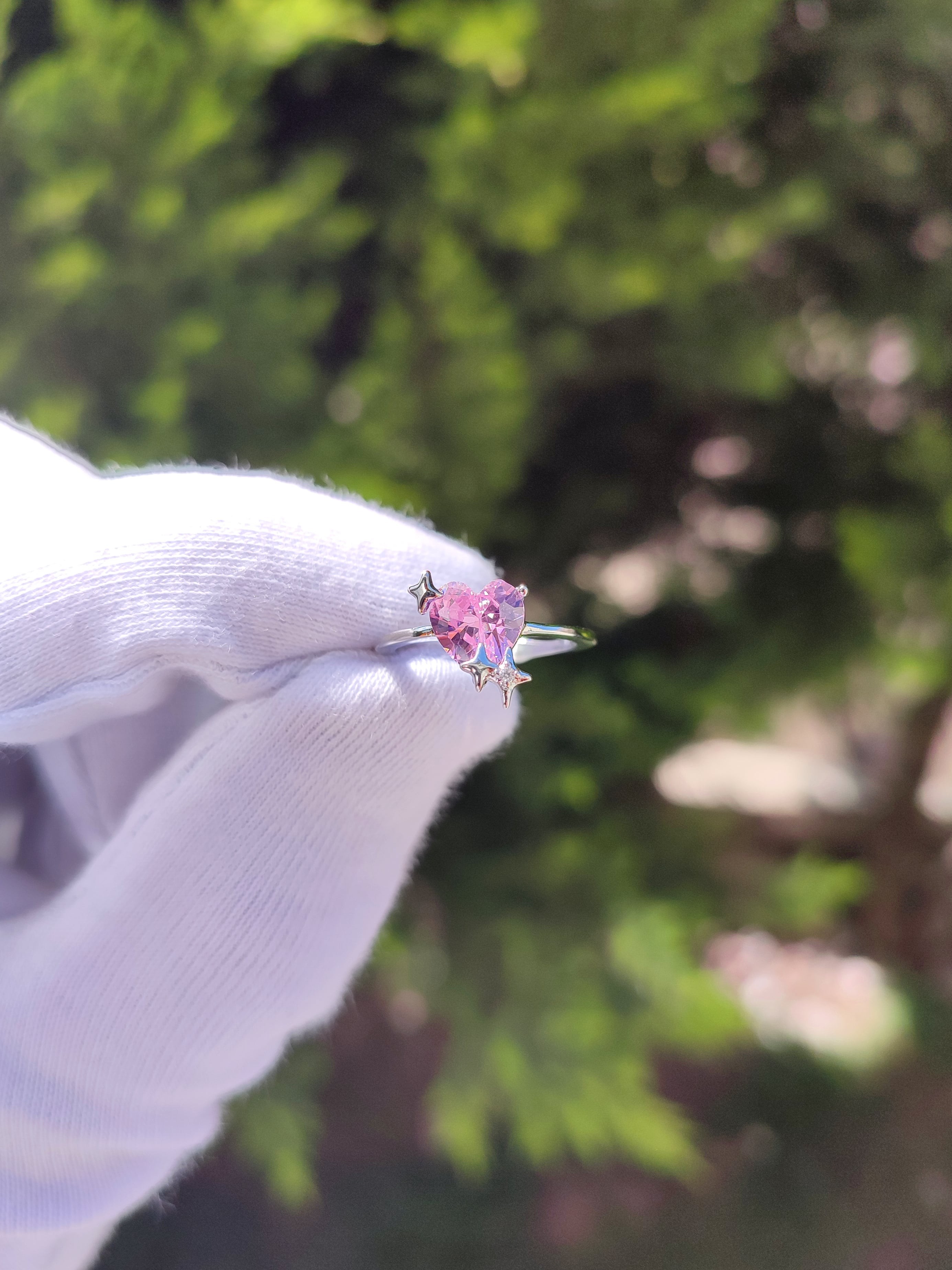 Kadın Zirkon Taşlı Pembe Kalp Model Yüzük
