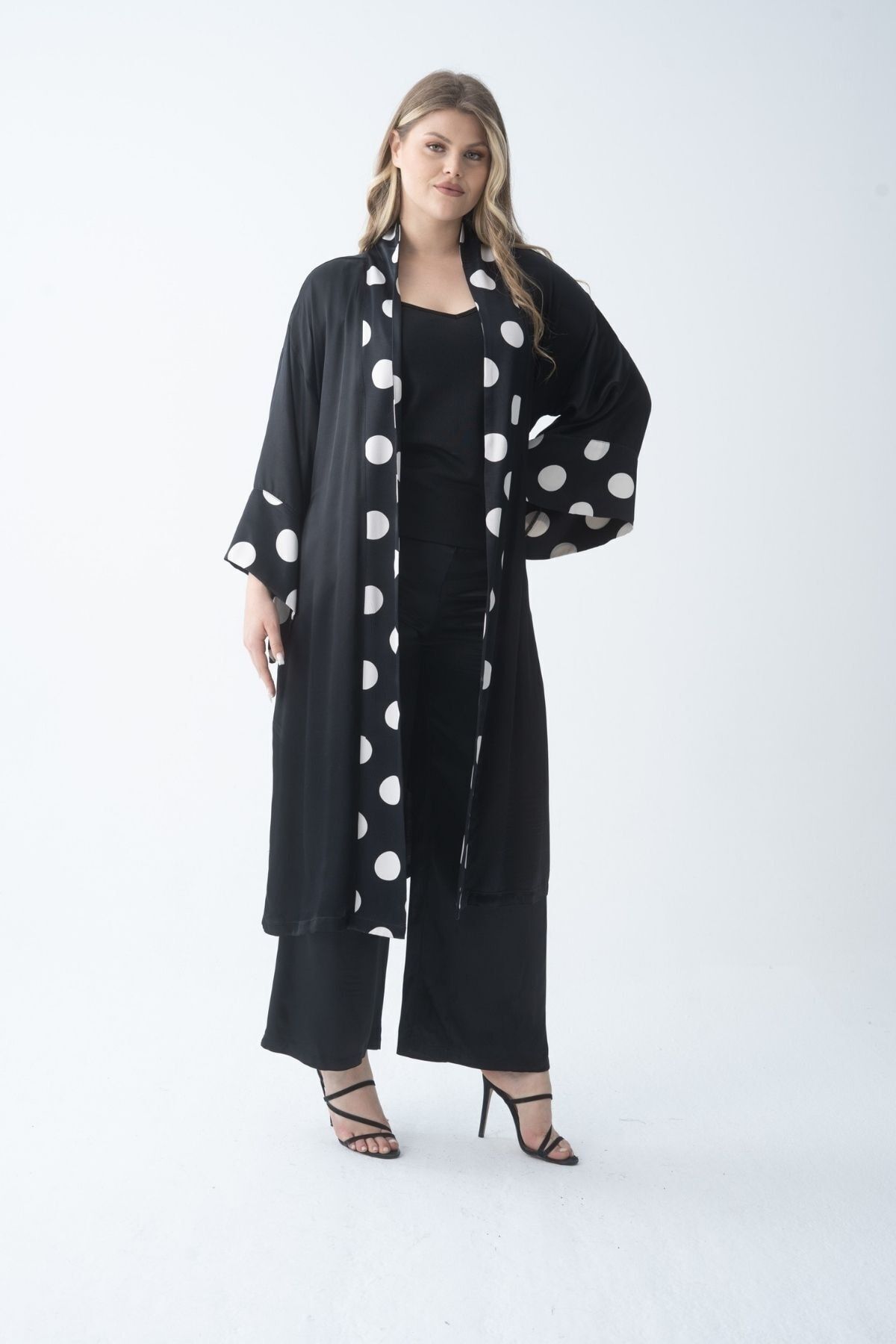 Büyük Beden Şal Yaka Siyah Sabahlık & Kimono