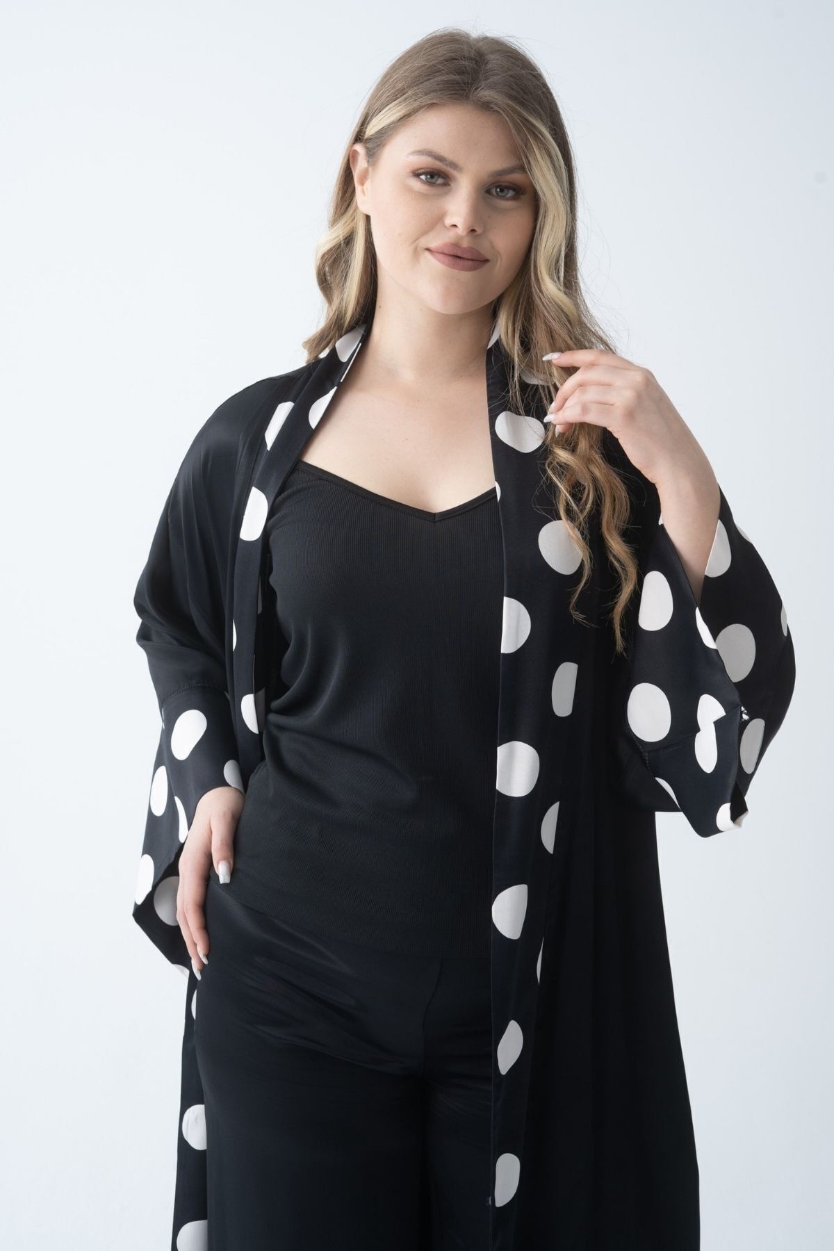 Büyük Beden Şal Yaka Siyah Sabahlık & Kimono