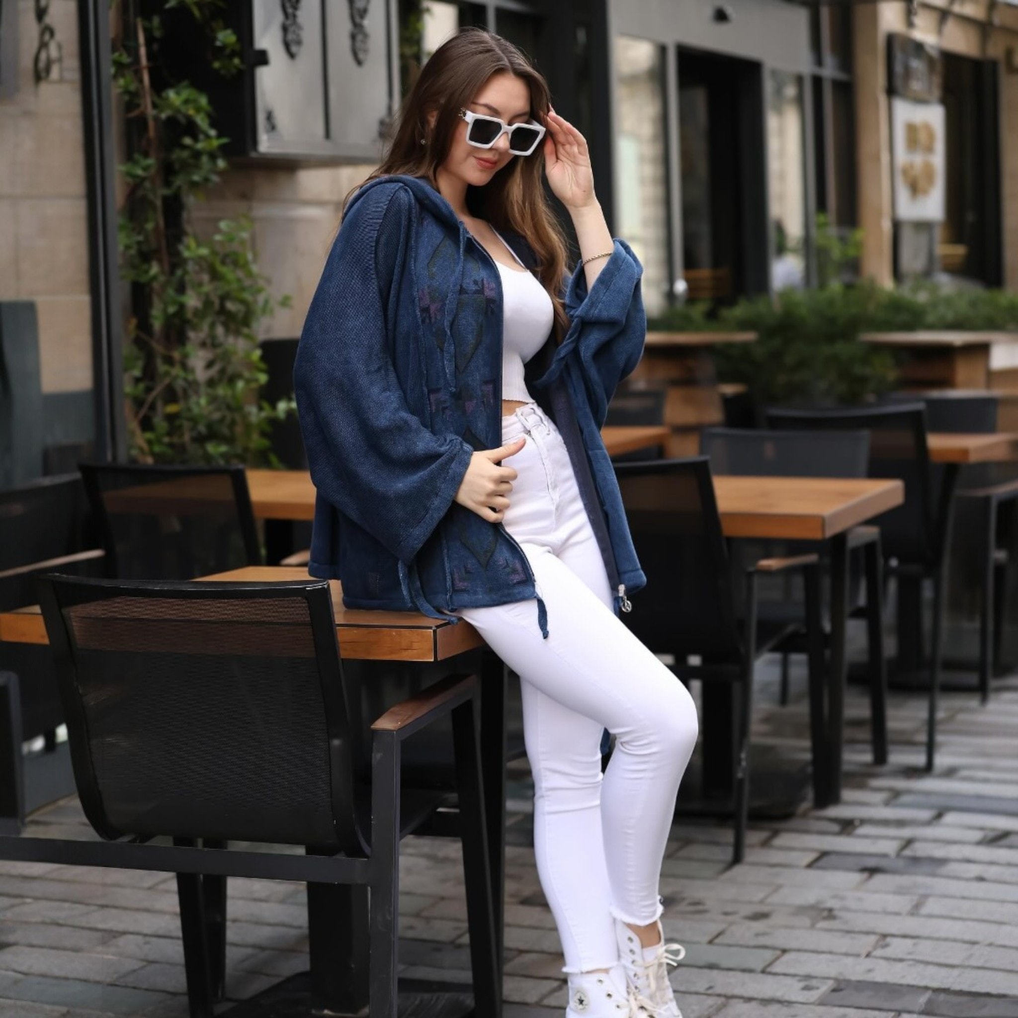 Kapüşonlu Etnik Desenli Eskitme Salaş Oversize Pamuklu Triko Hırka