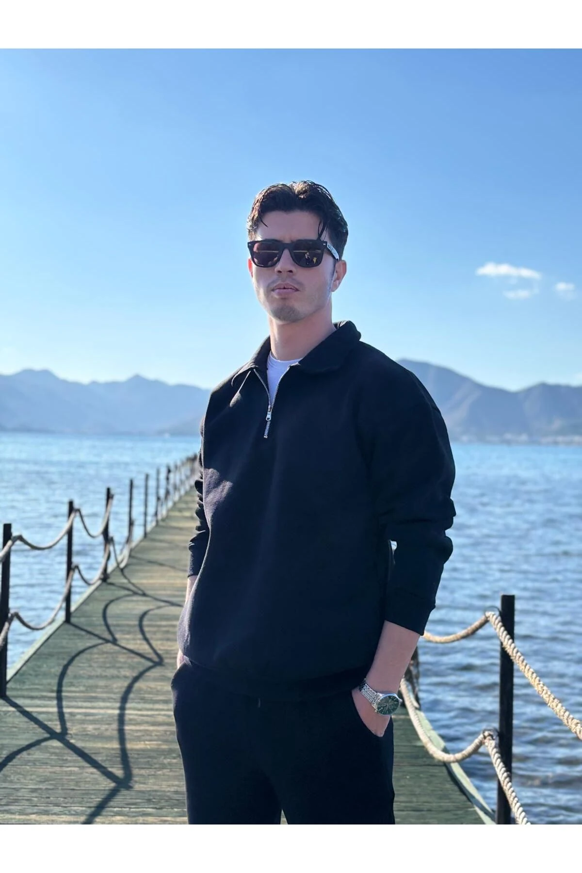 Yarım Yaka Fermuarlı Sweatshirt