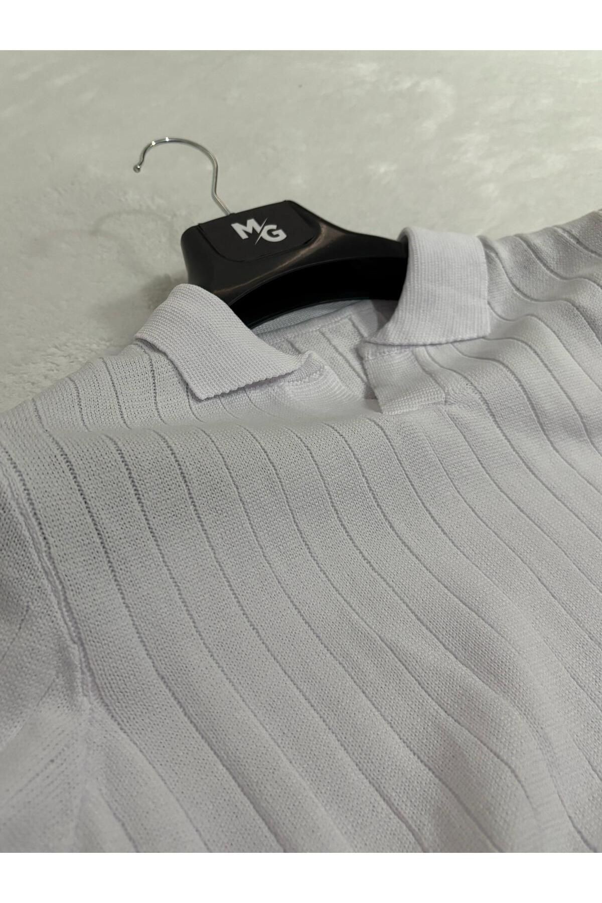 Apaş Yaka Triko T-shirt