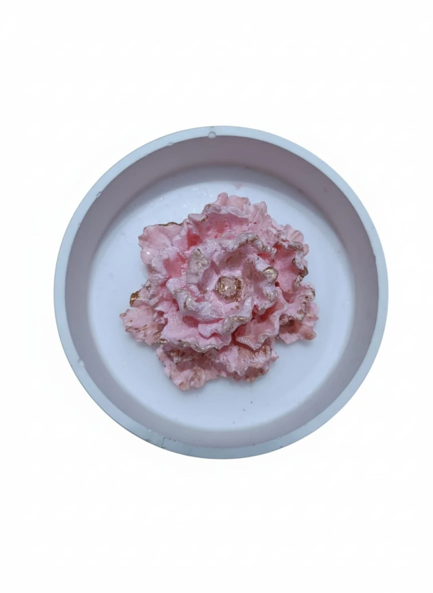 Dekoratif Kasesinde Çiçekli Mum- Büyük Boy