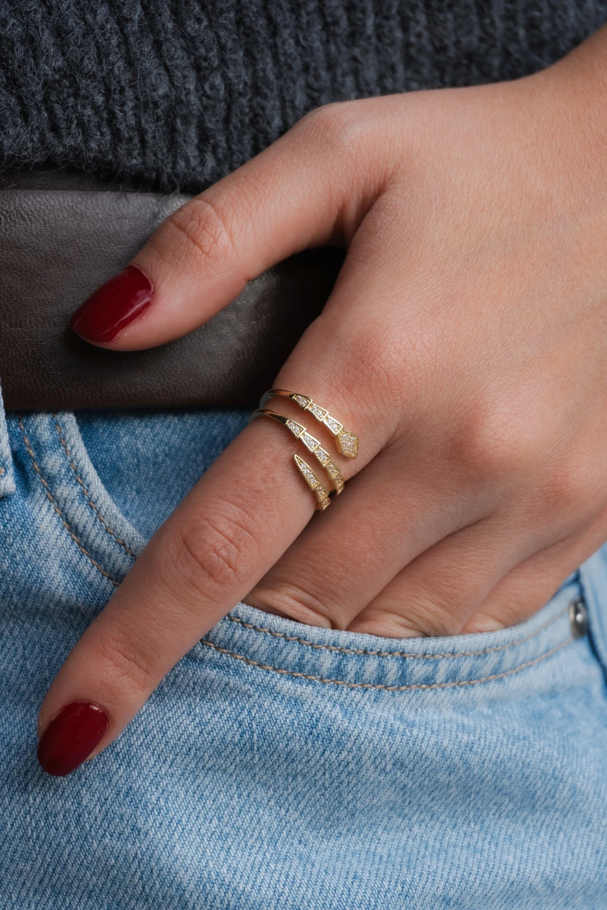 Zirkon Taşlı Çelik Yüzük