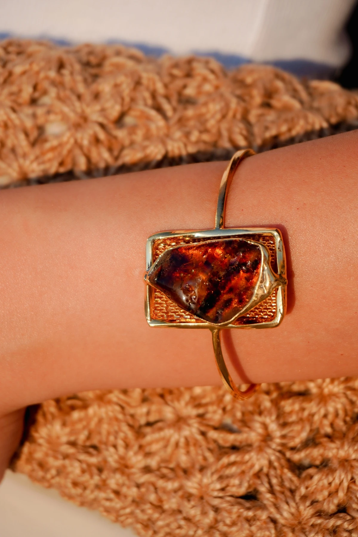 Kehribar Doğal Taş Altın Kaplama Pirinç El Yapımı Bilezik