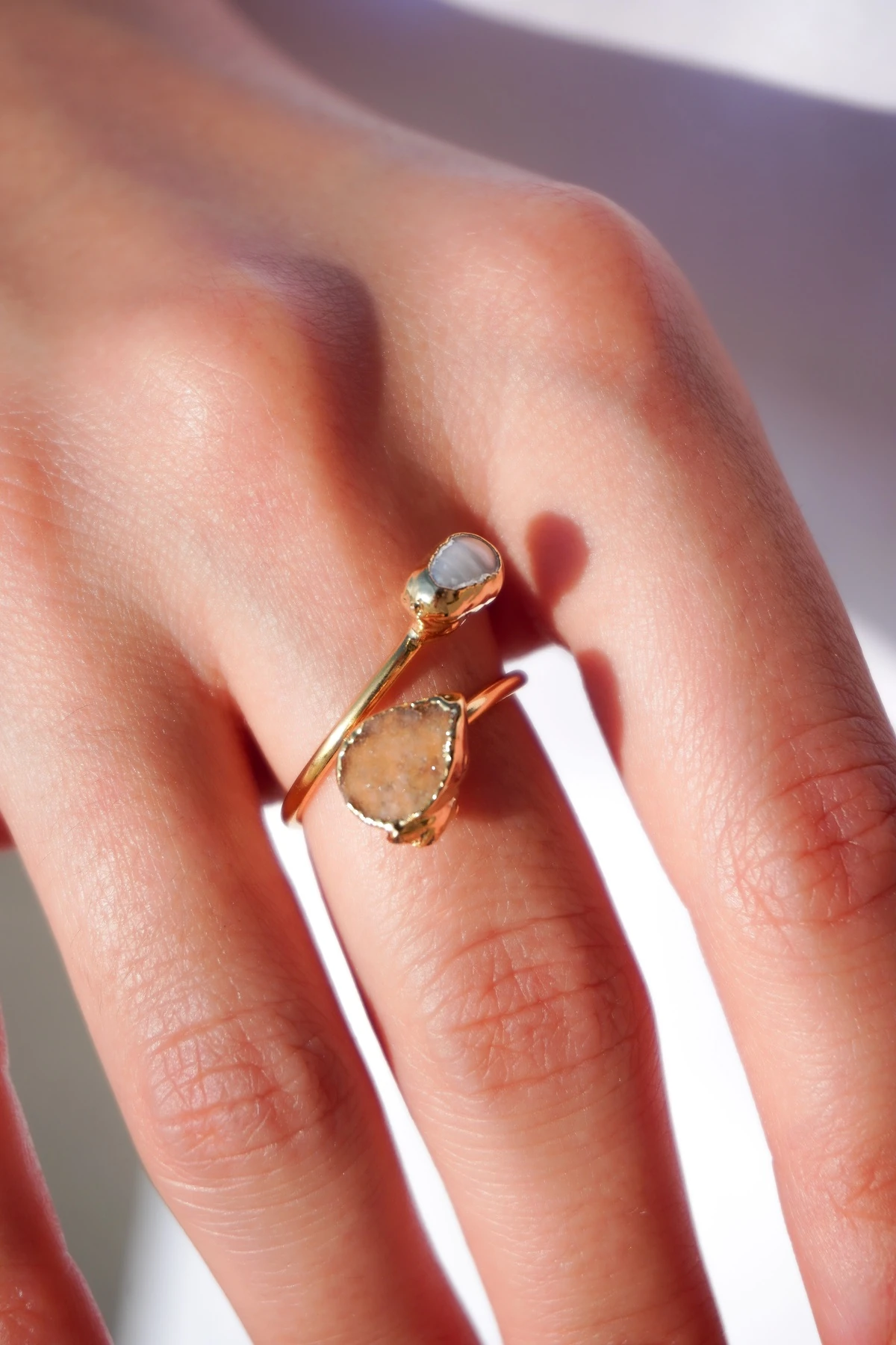 Krizopras ve İnci Doğal Taş Altın Kaplama Pirinç El Yapımı Yüzük