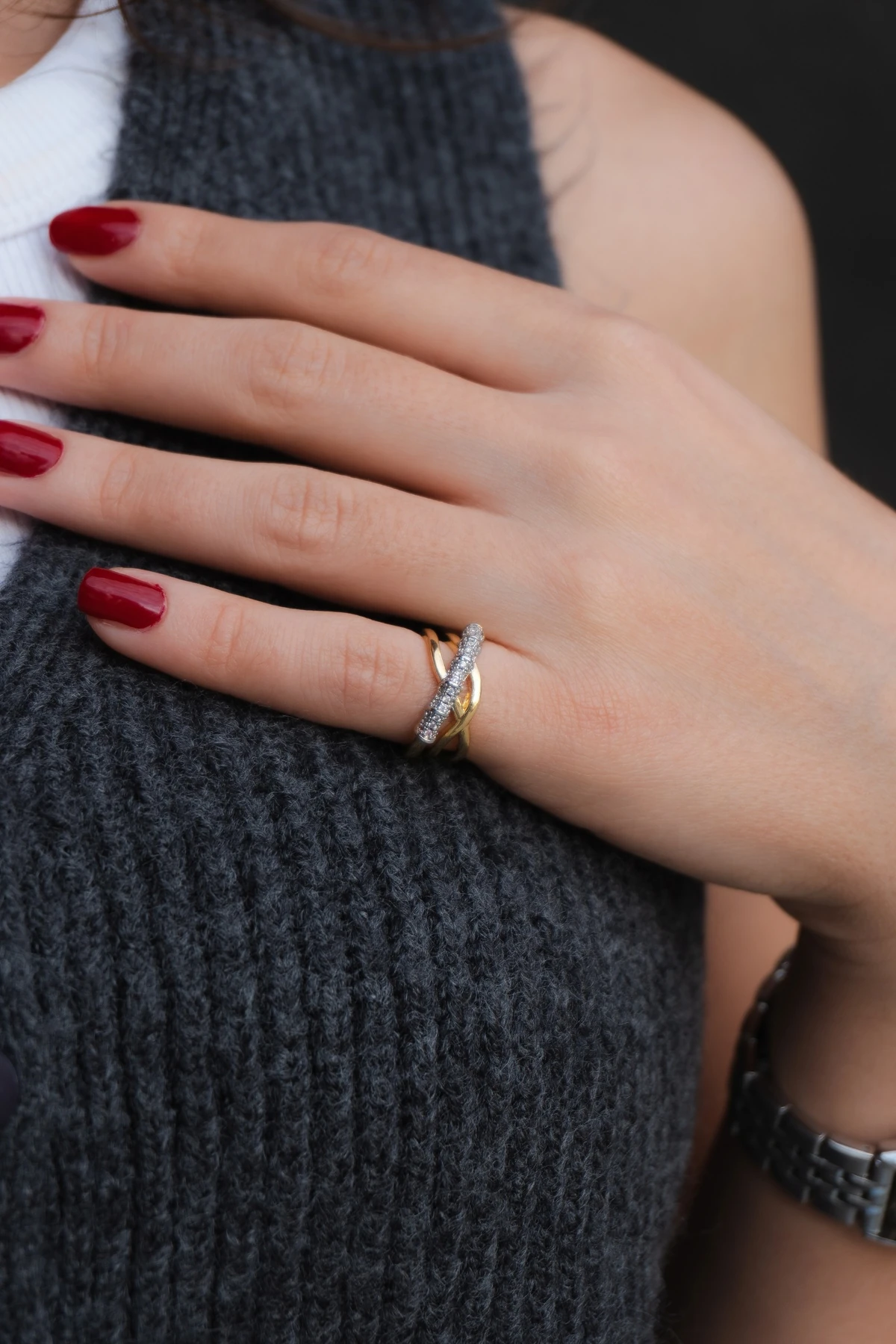 Zirkon Taşlı Çelik Serçe Parmak Yüzük