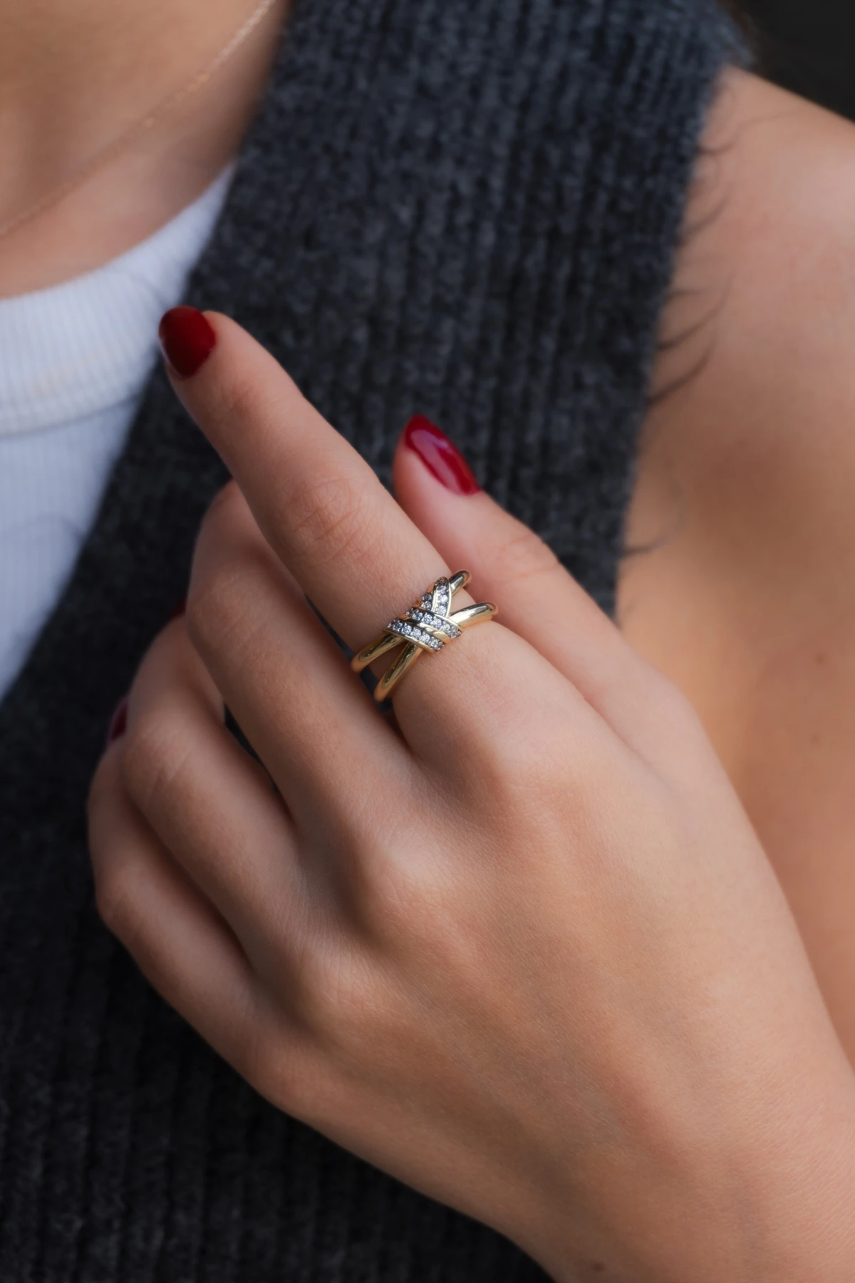 Zirkon Taşlı Çelik Yüzük