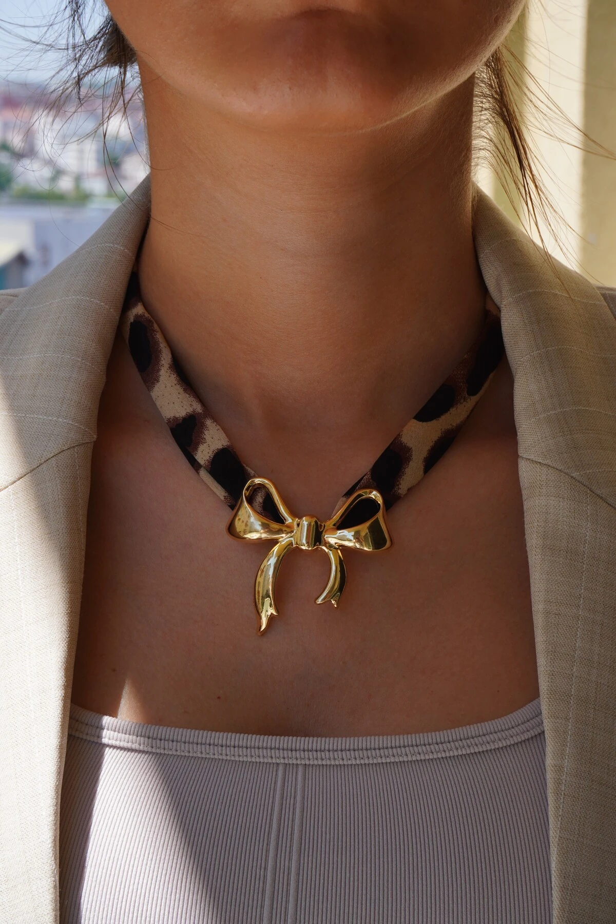 Leopar Desenli Kumaş Fiyonk Uç Kolye