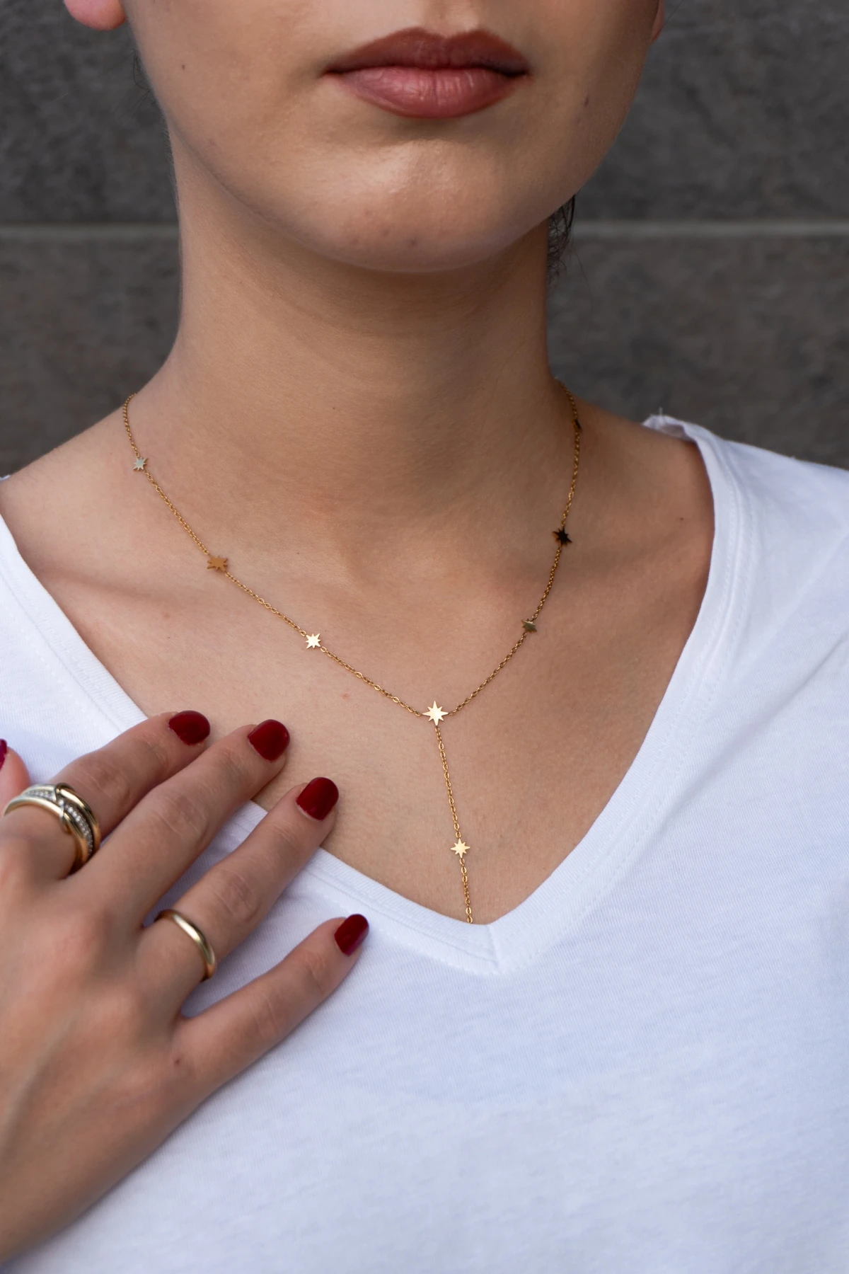 Çelik Yıldız Figürlü Kadın Kolye